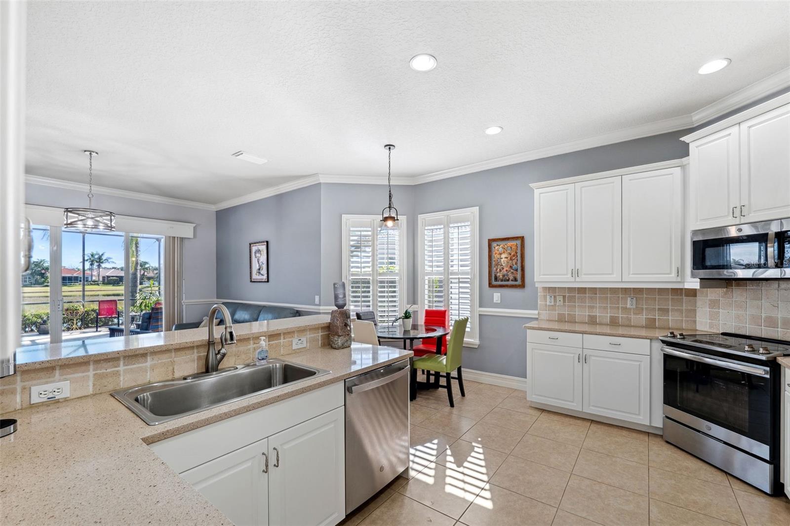 15707 CRYSTAL WATERS DR, WIMAUMA, FL, 33598