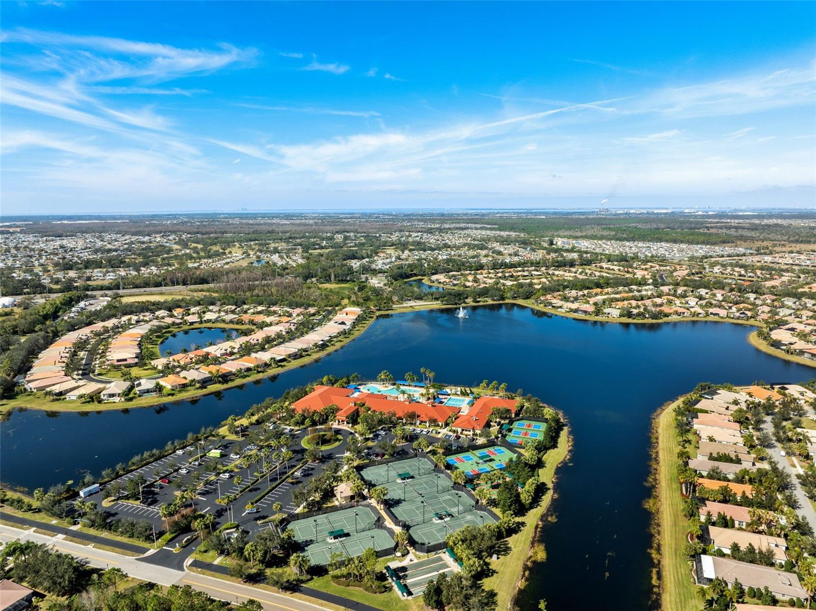 15707 CRYSTAL WATERS DR, WIMAUMA, FL, 33598