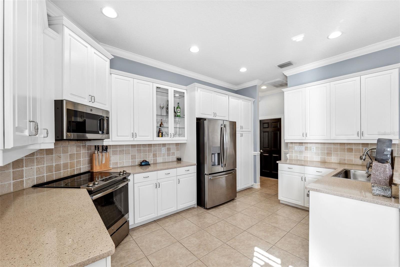 15707 CRYSTAL WATERS DR, WIMAUMA, FL, 33598