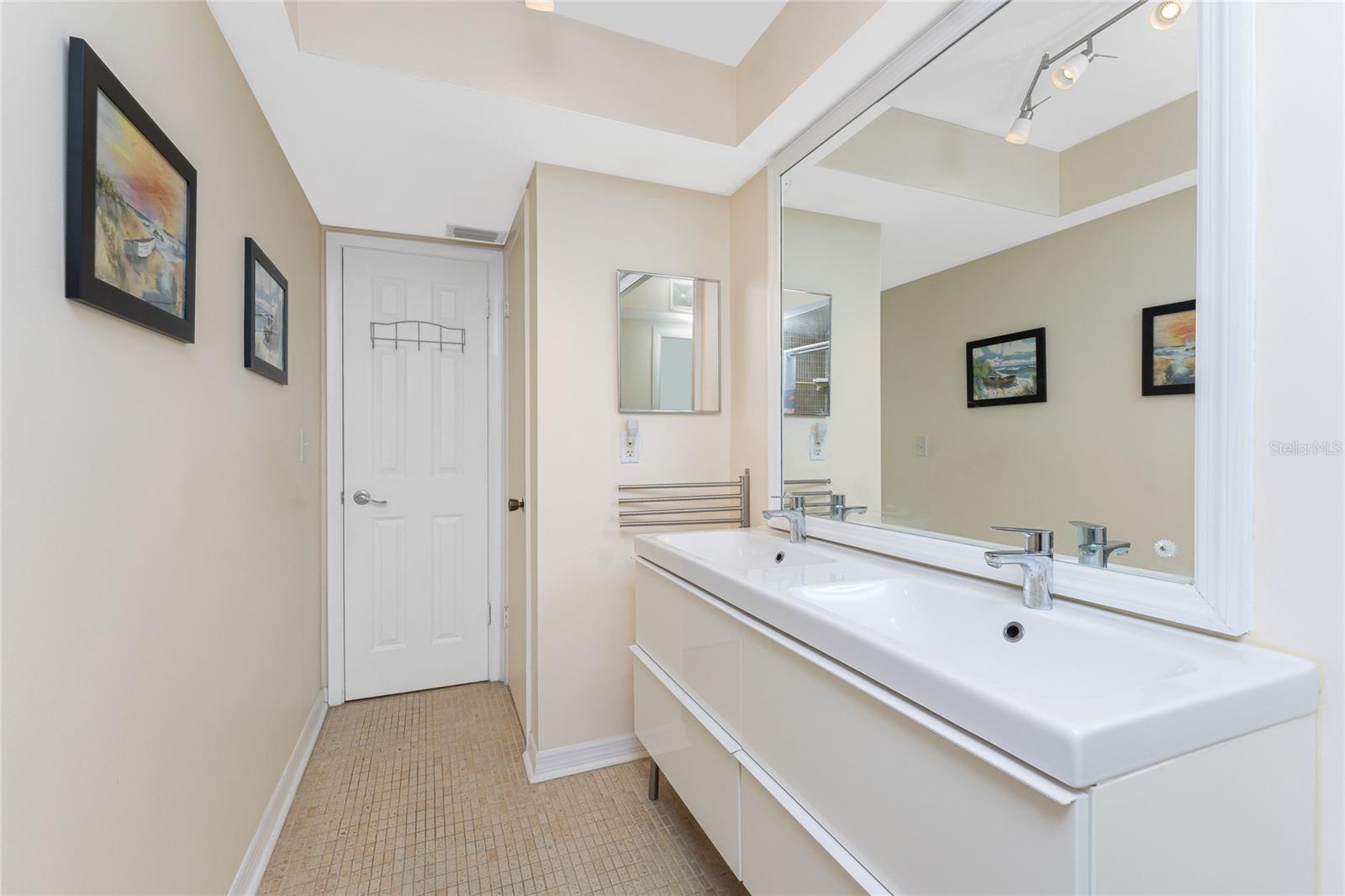 139 ROTONDA CIR, ROTONDA WEST, FL, 33947