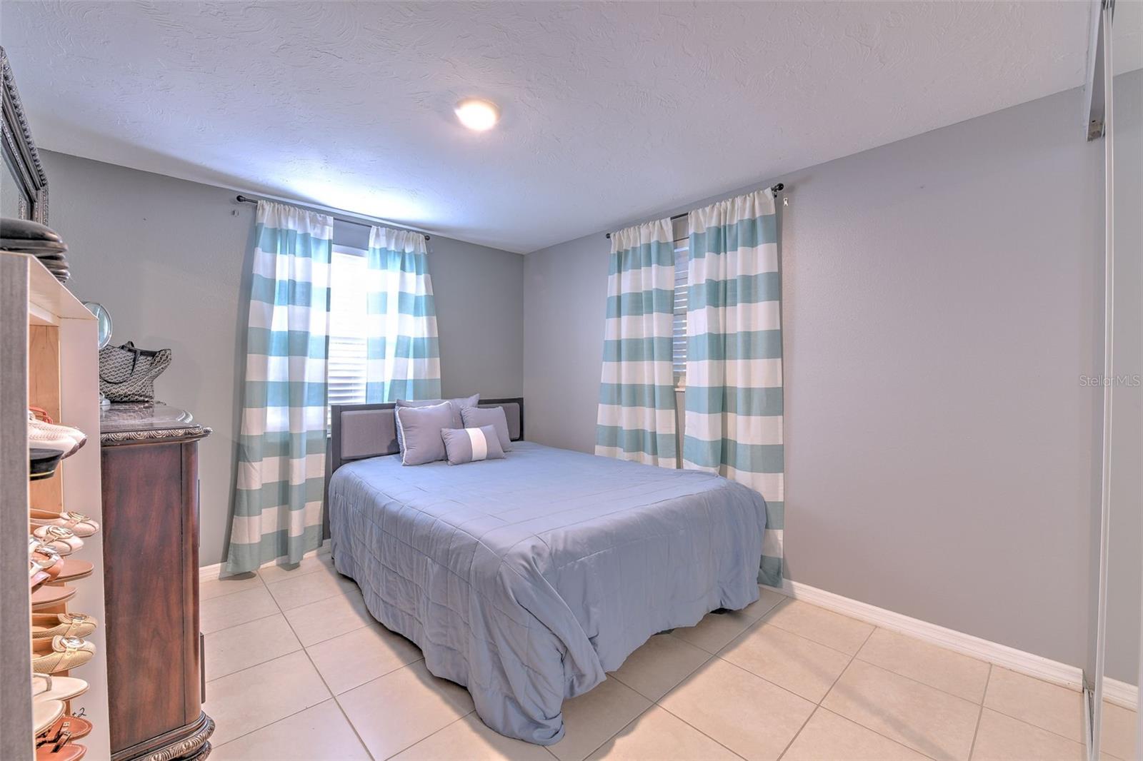 11121 ROBERTS LN, RIVERVIEW, FL, 33578