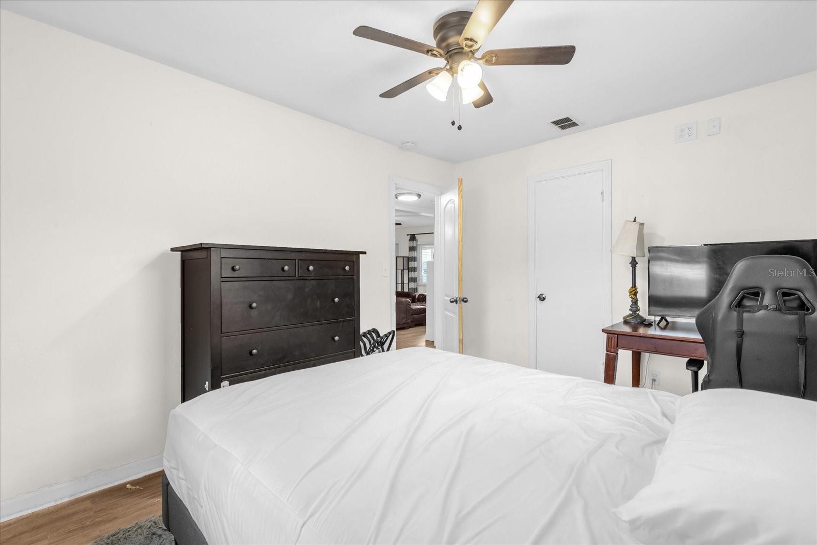 1621 S JEFFERSON AVE, CLEARWATER, FL, 33756