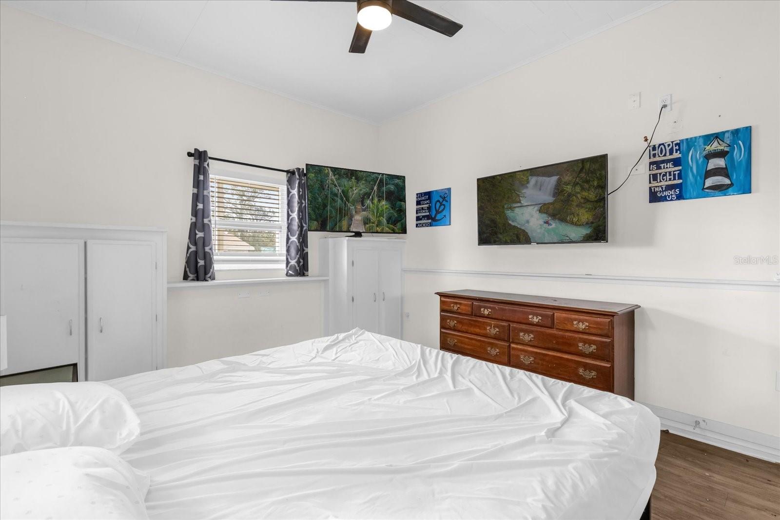1621 S JEFFERSON AVE, CLEARWATER, FL, 33756
