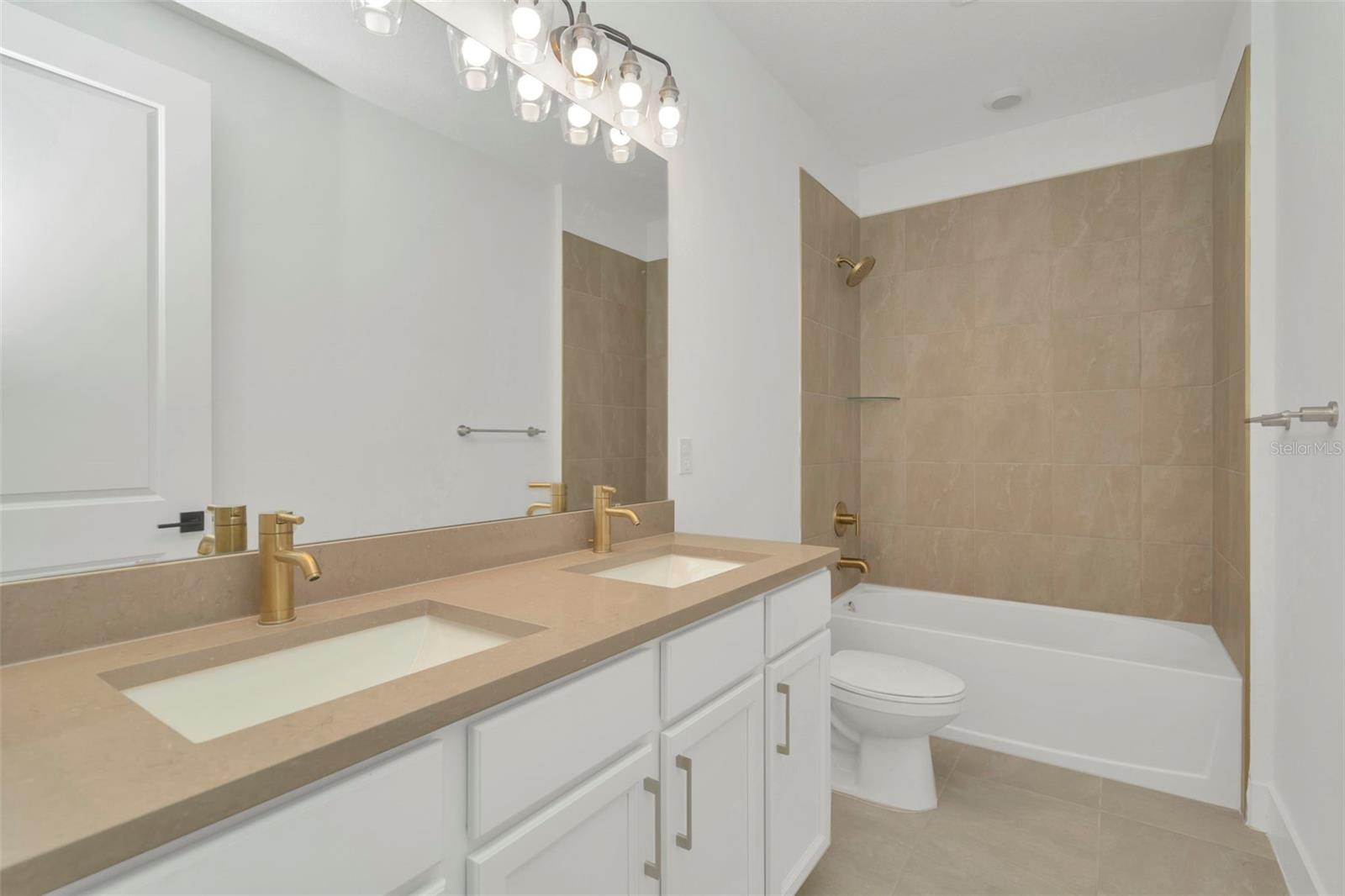 8421 GOLDEN BEACH CT, PARRISH, FL, 34219