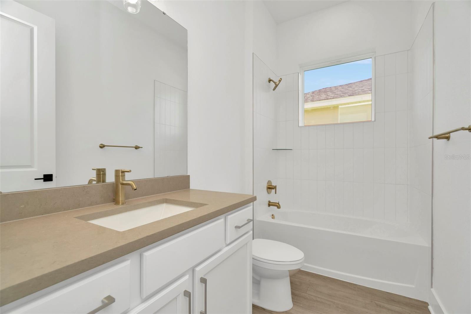 8421 GOLDEN BEACH CT, PARRISH, FL, 34219