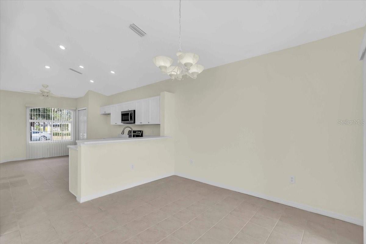 8243 47TH STREET CIR E, PALMETTO, FL, 34221