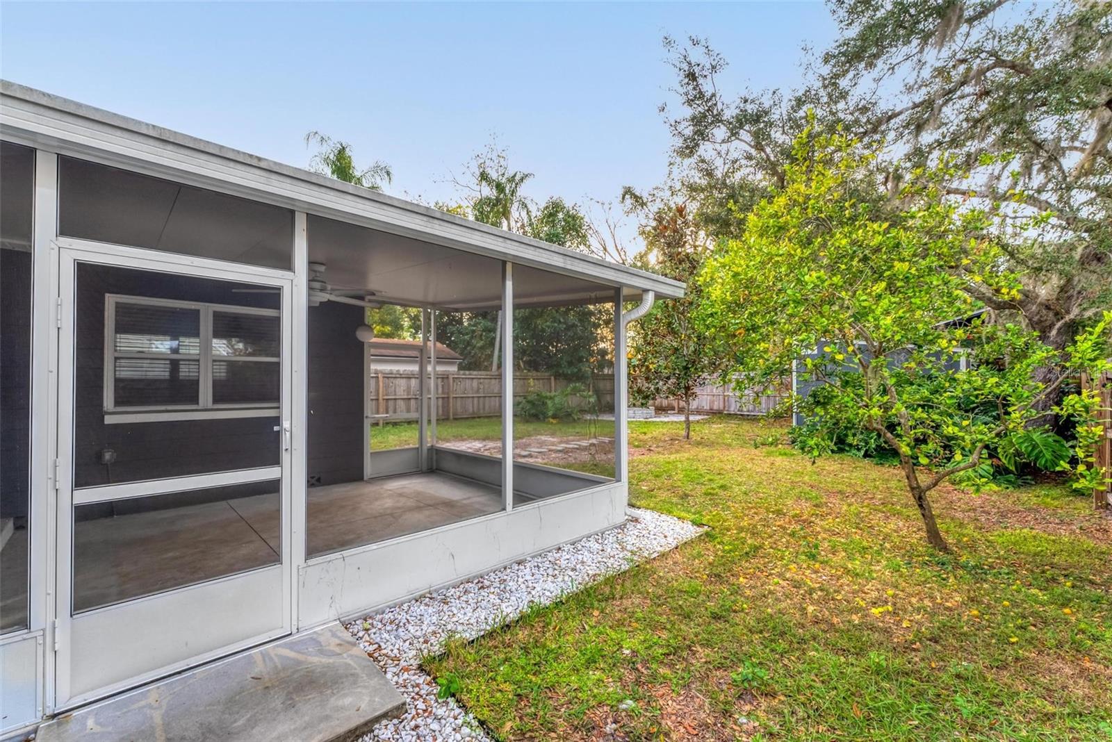 1012 N FERNCREEK AVE, ORLANDO, FL, 32803