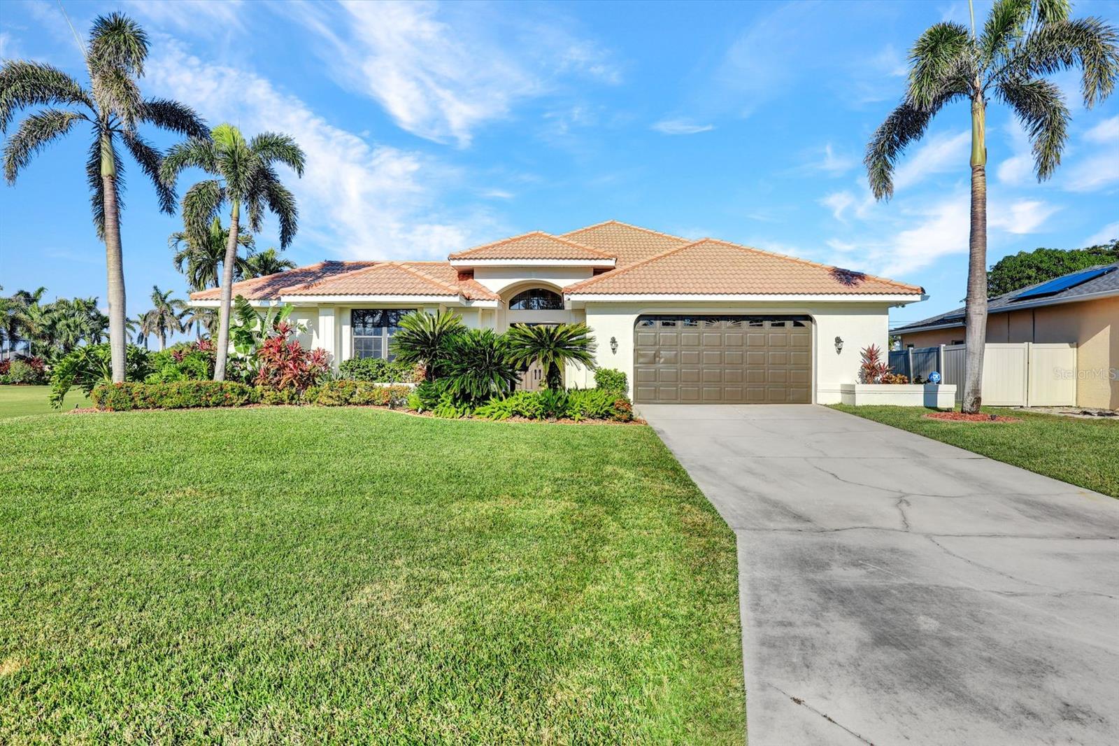 5707 ROSE GARDEN RD, CAPE CORAL, FL, 33914