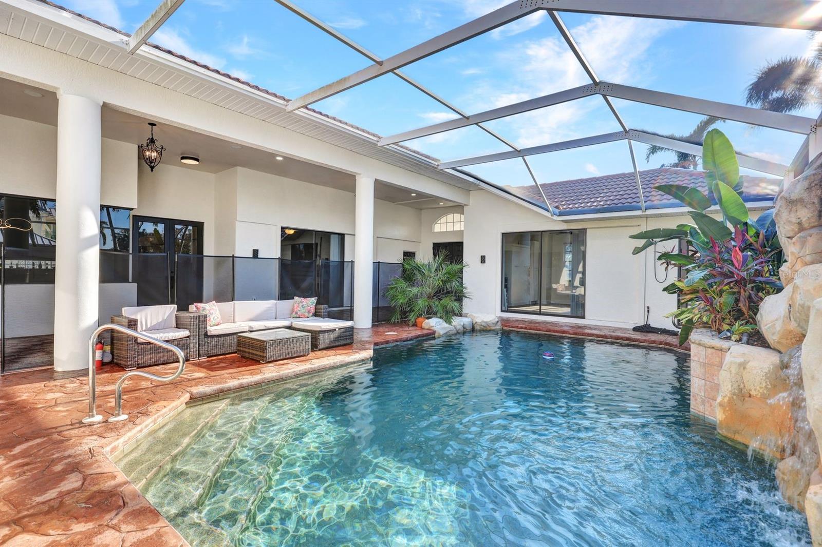 5707 ROSE GARDEN RD, CAPE CORAL, FL, 33914