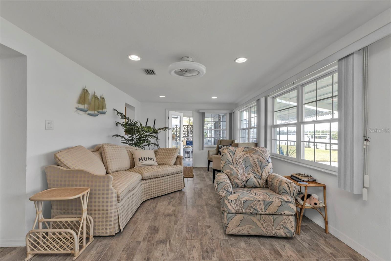 226 SPRING LAKE BLVD NW, PORT CHARLOTTE, FL, 33952