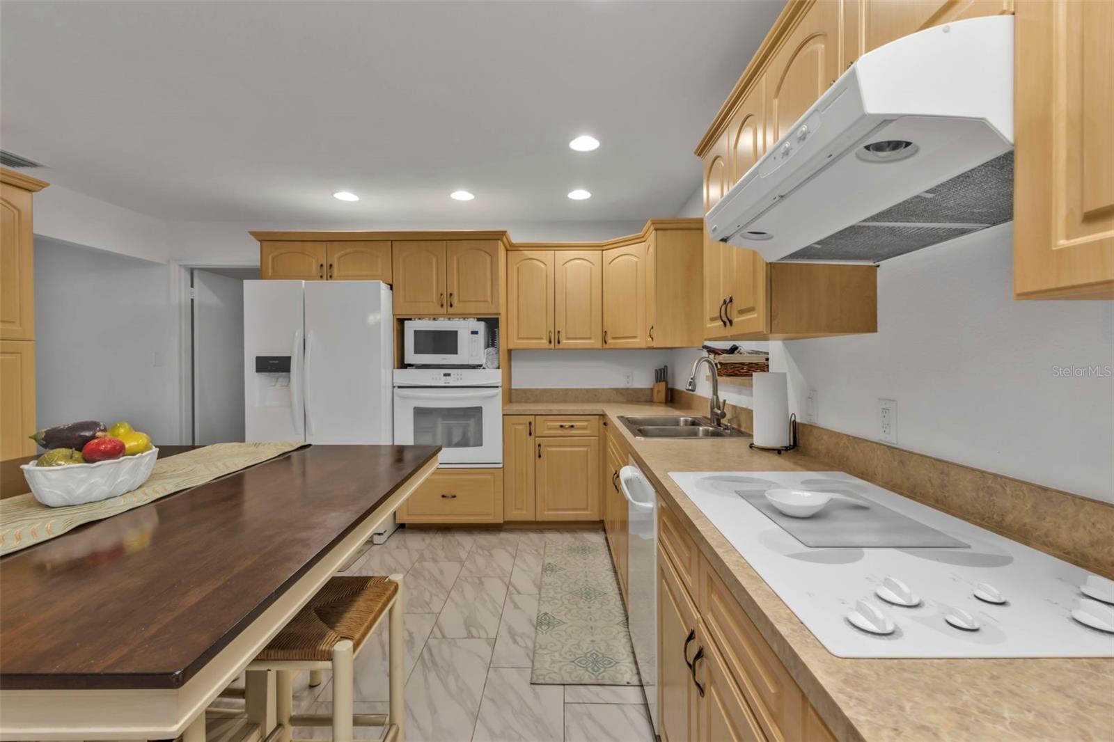 226 SPRING LAKE BLVD NW, PORT CHARLOTTE, FL, 33952