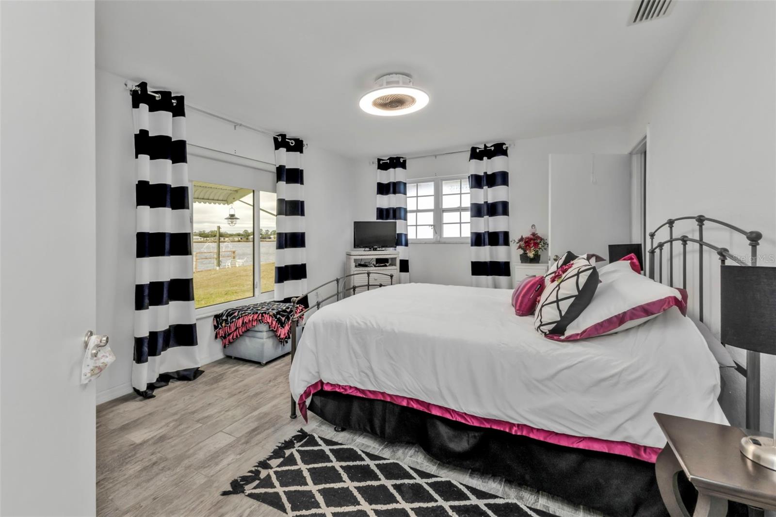 226 SPRING LAKE BLVD NW, PORT CHARLOTTE, FL, 33952