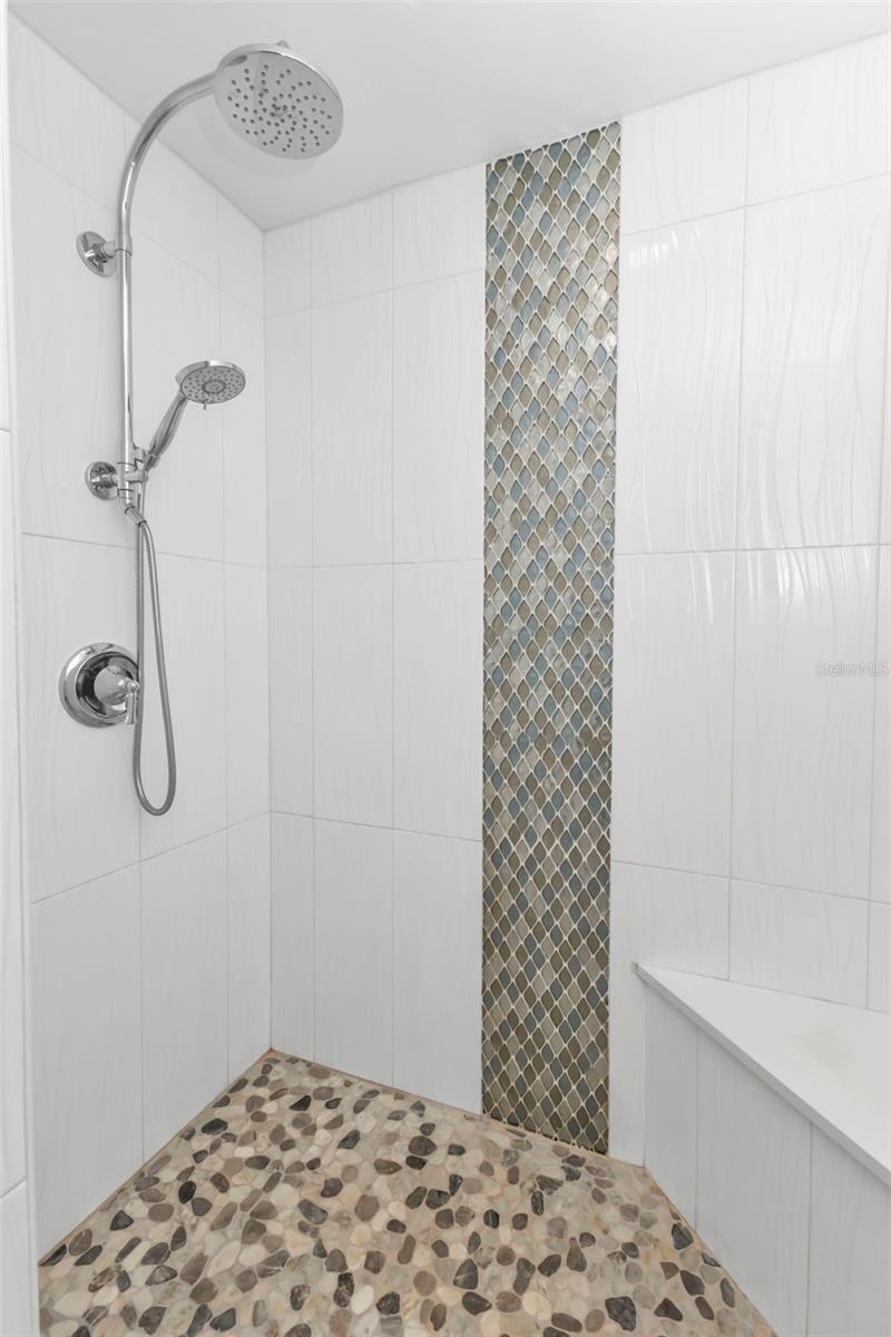 226 SPRING LAKE BLVD NW, PORT CHARLOTTE, FL, 33952