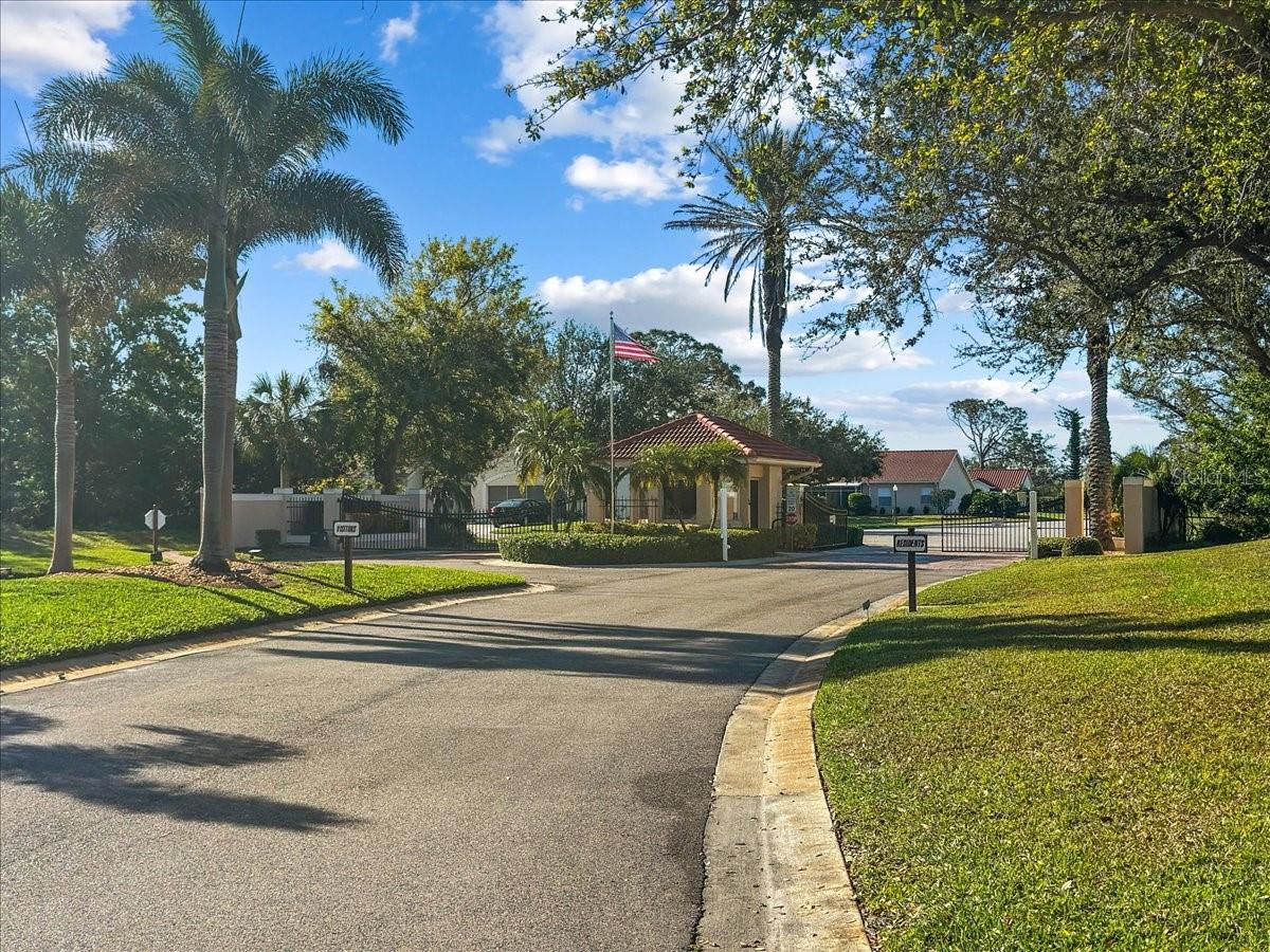 8596 LAKESIDE DR, ENGLEWOOD, FL, 34224