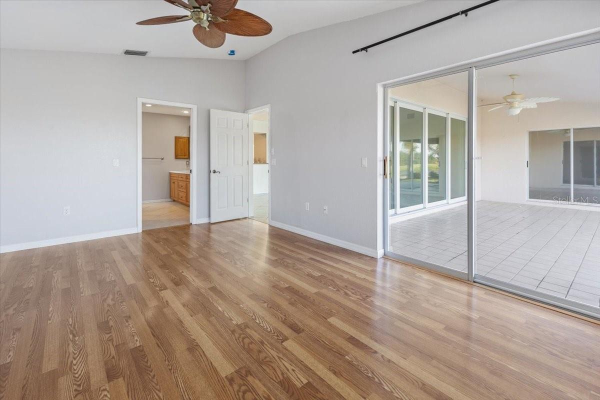 8596 LAKESIDE DR, ENGLEWOOD, FL, 34224