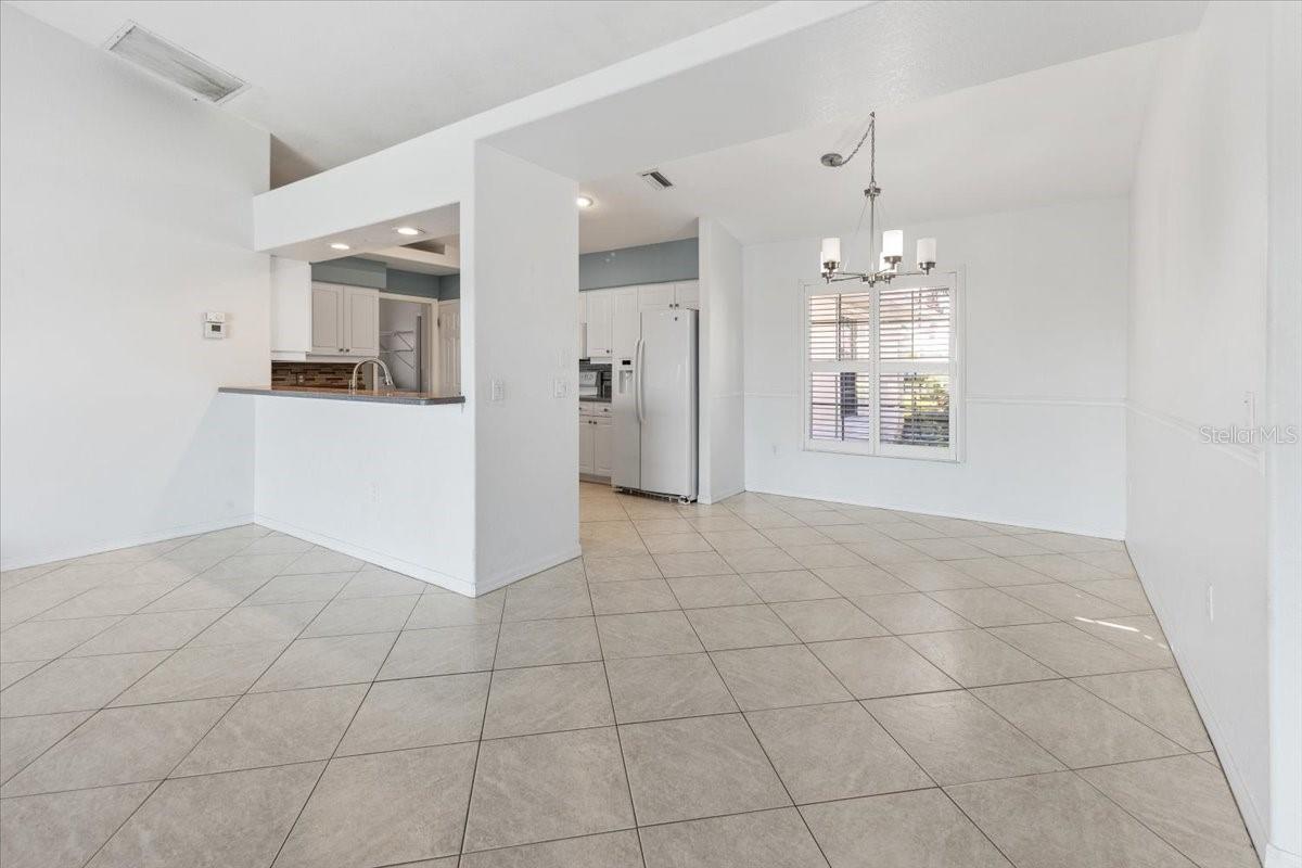 8596 LAKESIDE DR, ENGLEWOOD, FL, 34224