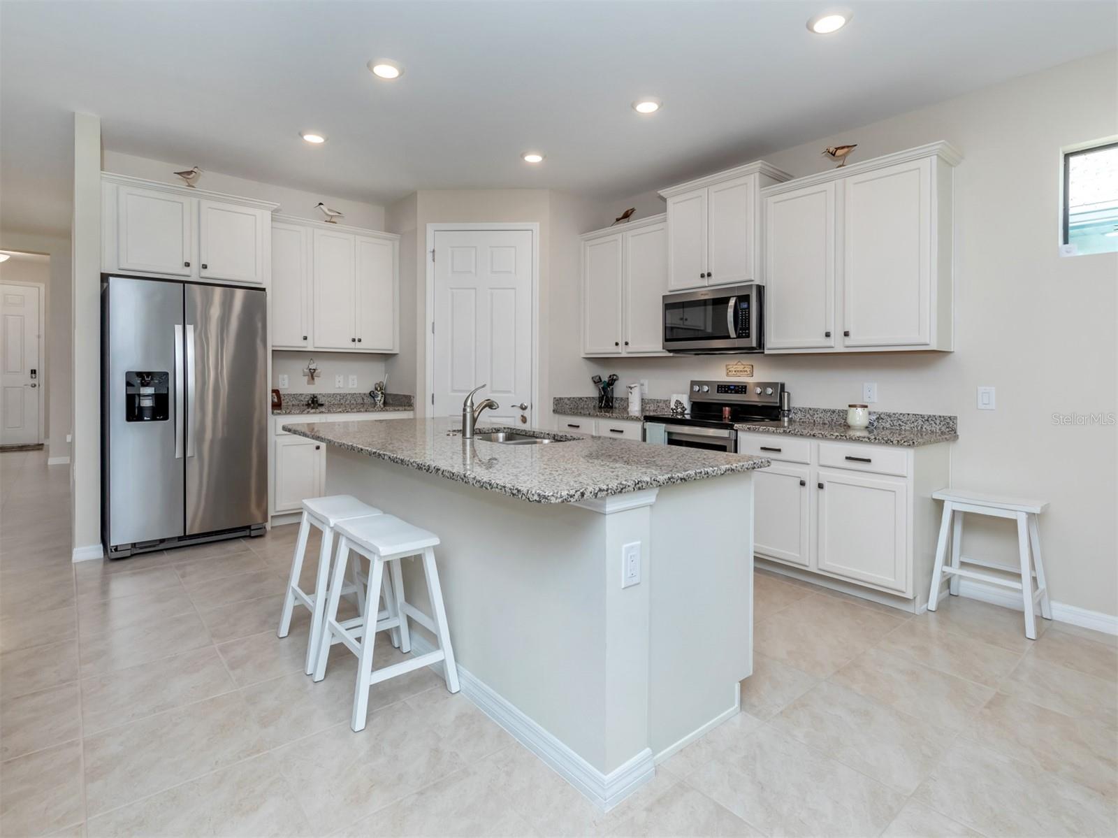 11945 LOVEGRASS ST, VENICE, FL, 34293