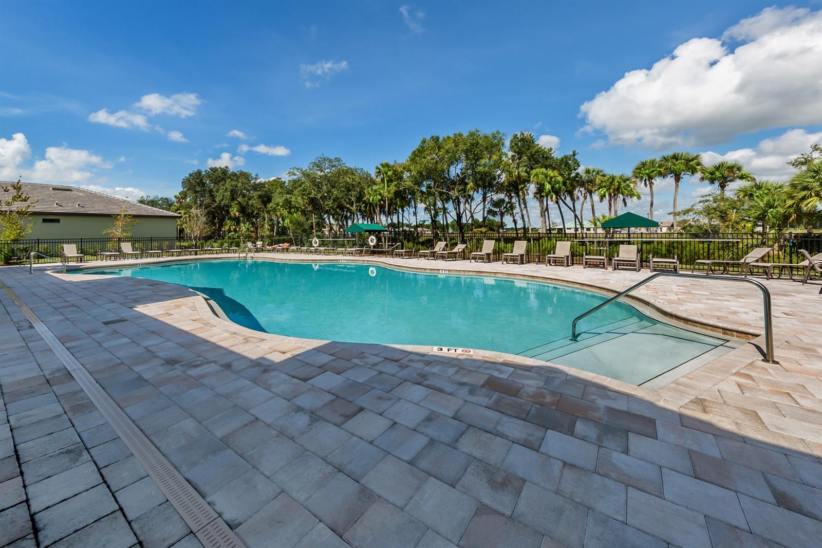 11945 LOVEGRASS ST, VENICE, FL, 34293