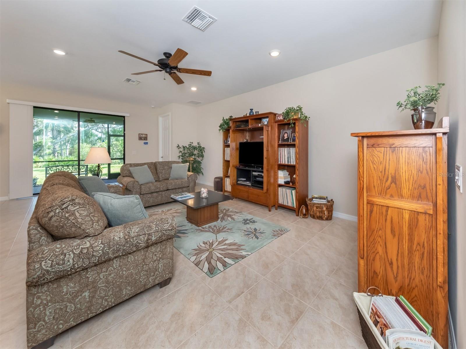 11945 LOVEGRASS ST, VENICE, FL, 34293