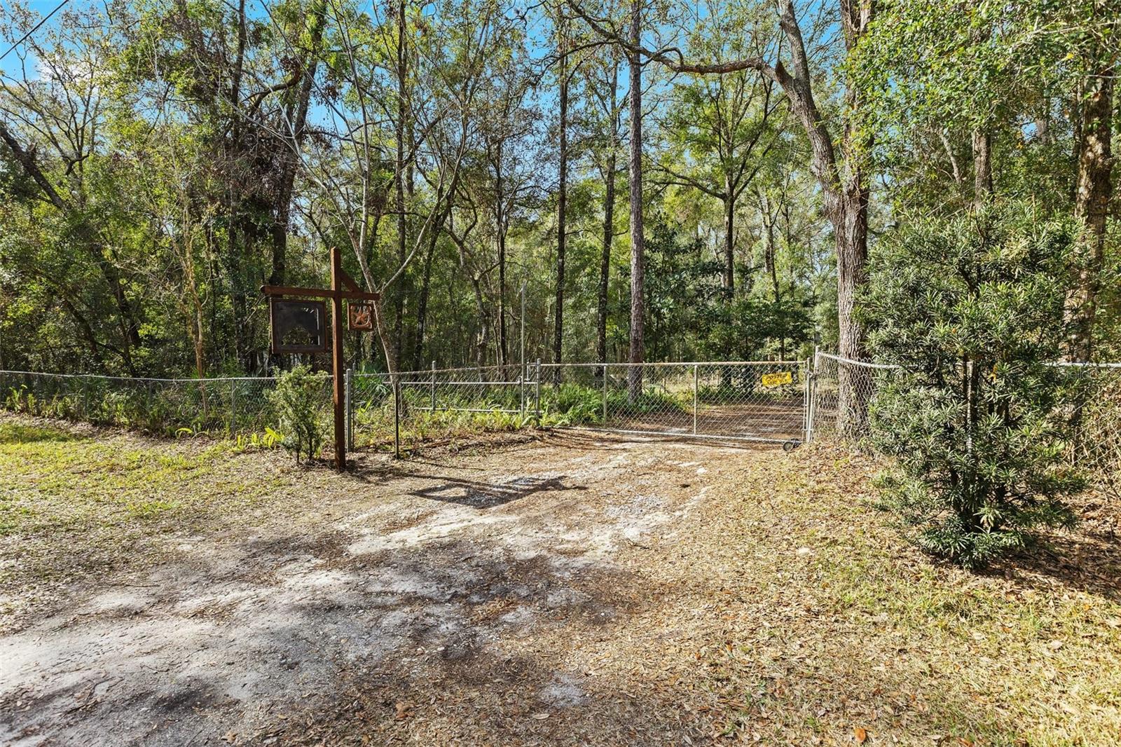 4540 OAKFIELD CIR, DADE CITY, FL, 33523