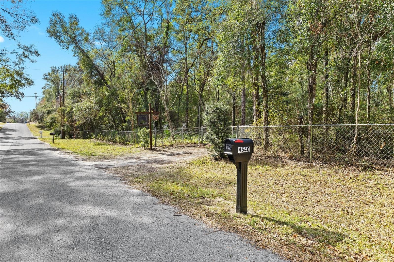 4540 OAKFIELD CIR, DADE CITY, FL, 33523