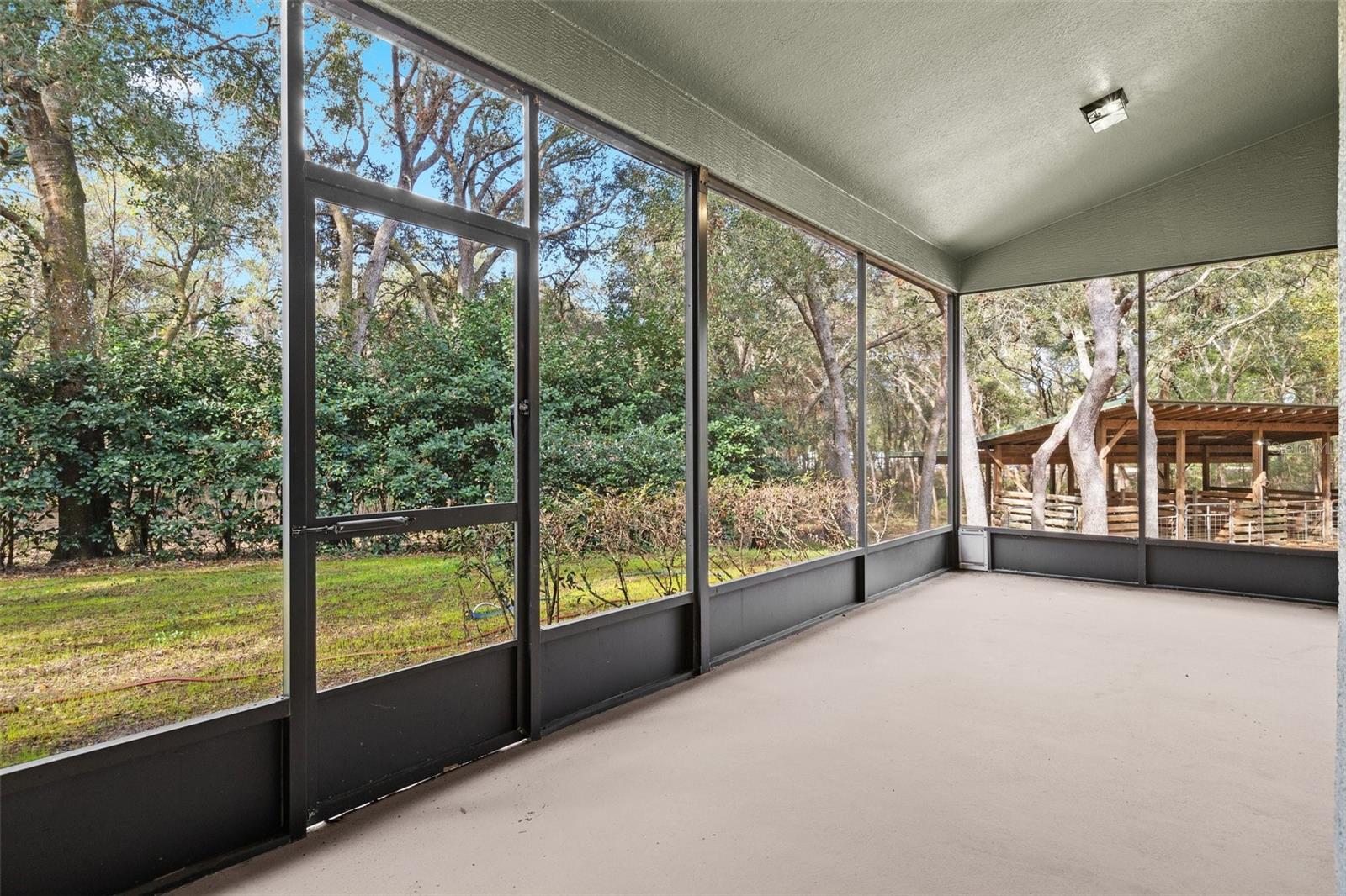 4540 OAKFIELD CIR, DADE CITY, FL, 33523