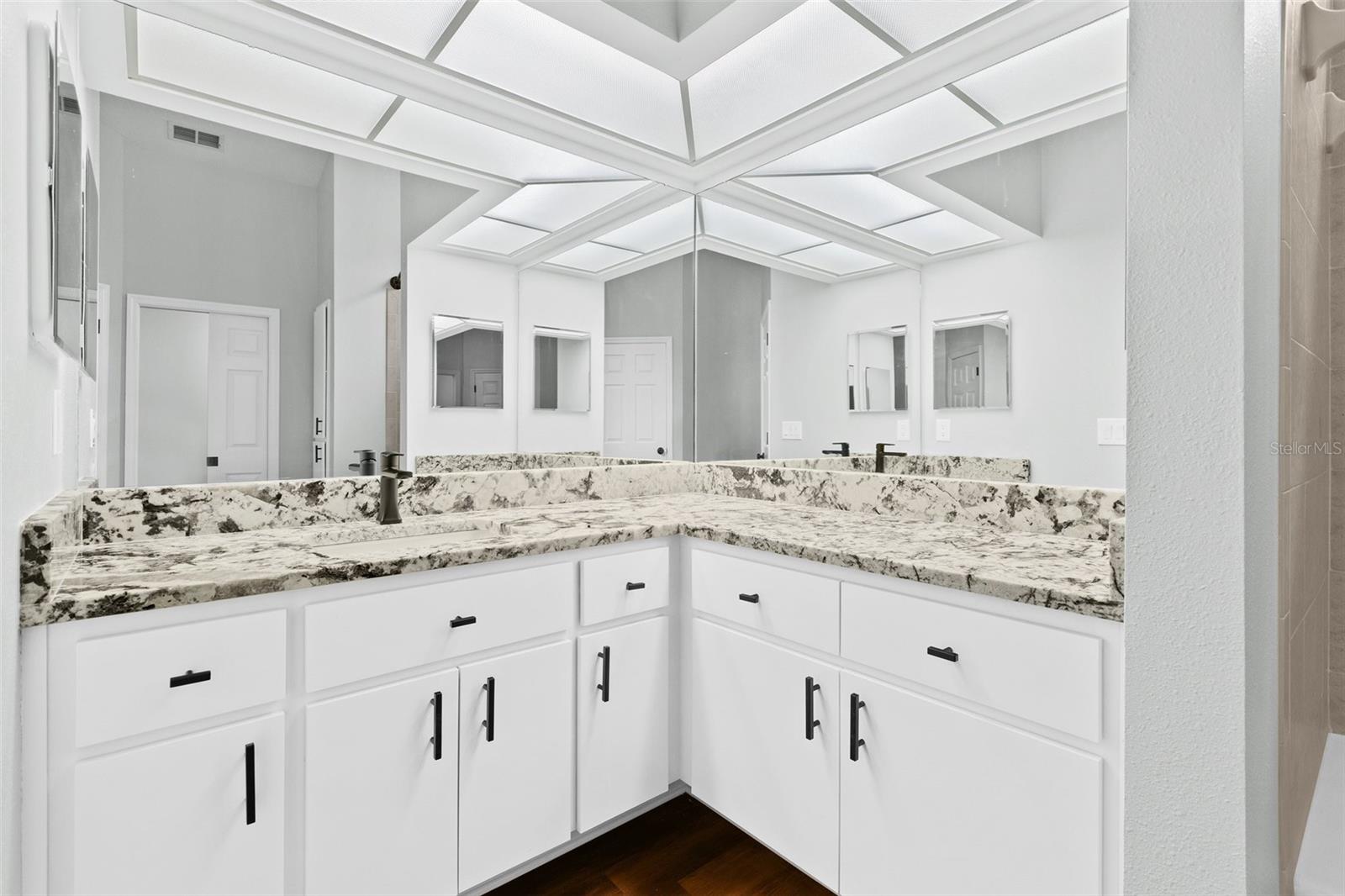 4540 OAKFIELD CIR, DADE CITY, FL, 33523