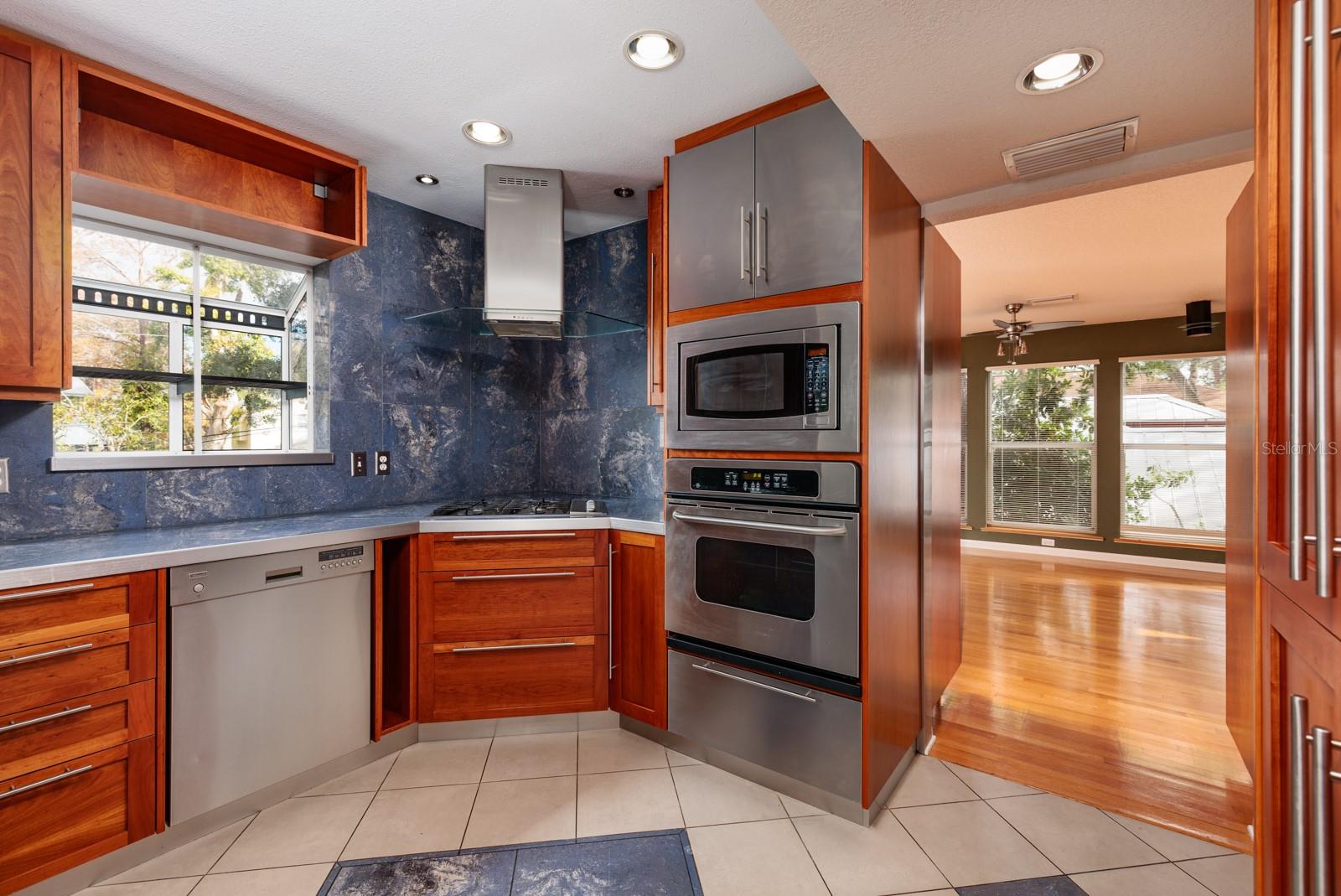407 BAY VIEW ST, SAFETY HARBOR, FL, 34695