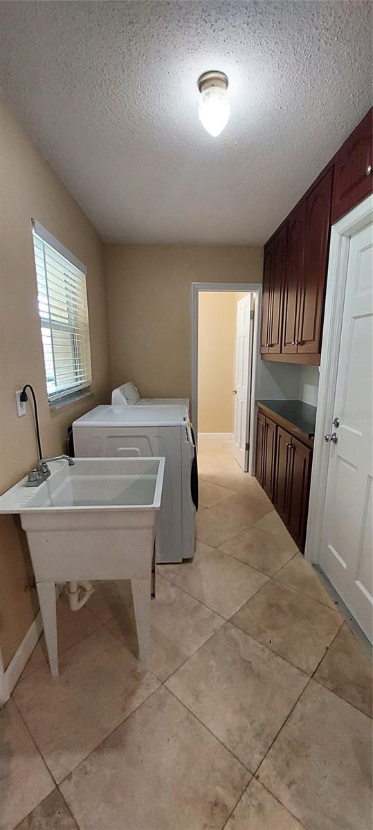 4131 YORKETOWNE RD, ORLANDO, FL, 32812