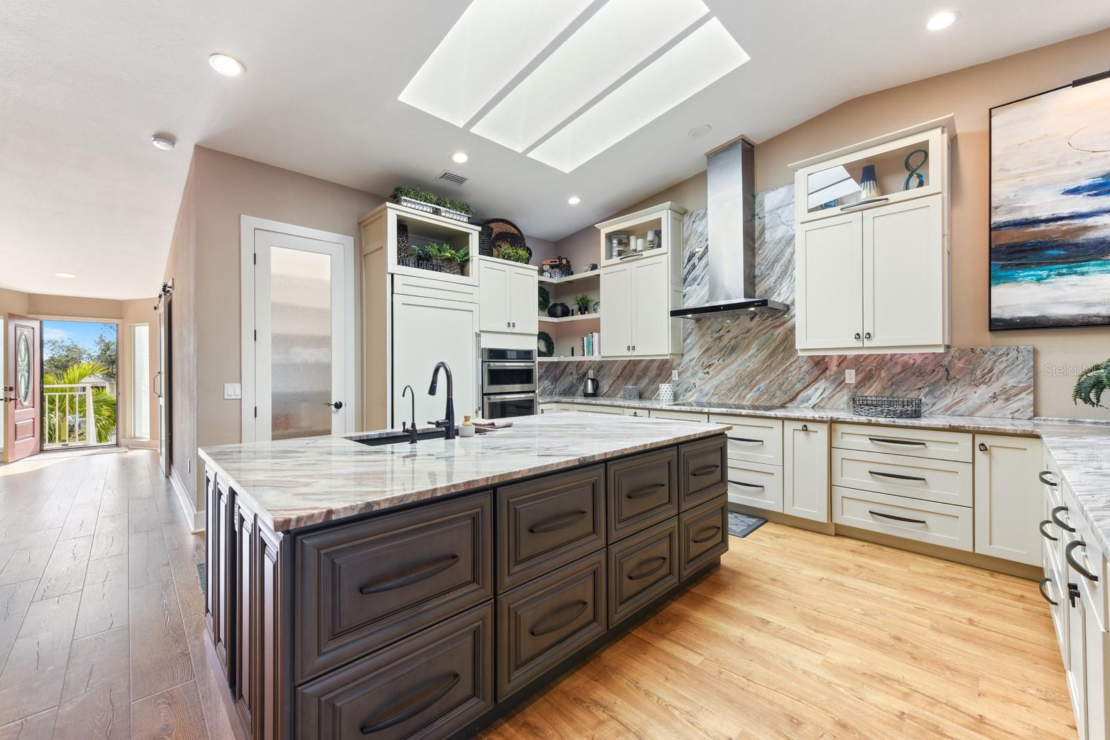 2040 MATECUMBE KEY RD, PUNTA GORDA, FL, 33955