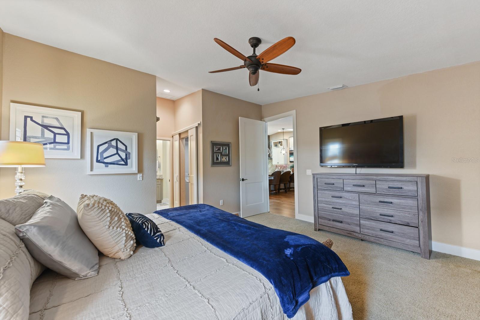 2040 MATECUMBE KEY RD, PUNTA GORDA, FL, 33955
