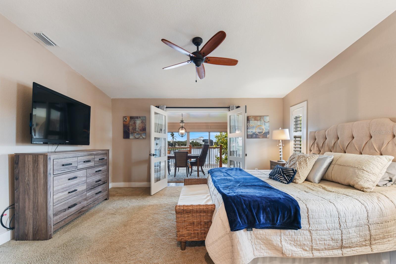 2040 MATECUMBE KEY RD, PUNTA GORDA, FL, 33955