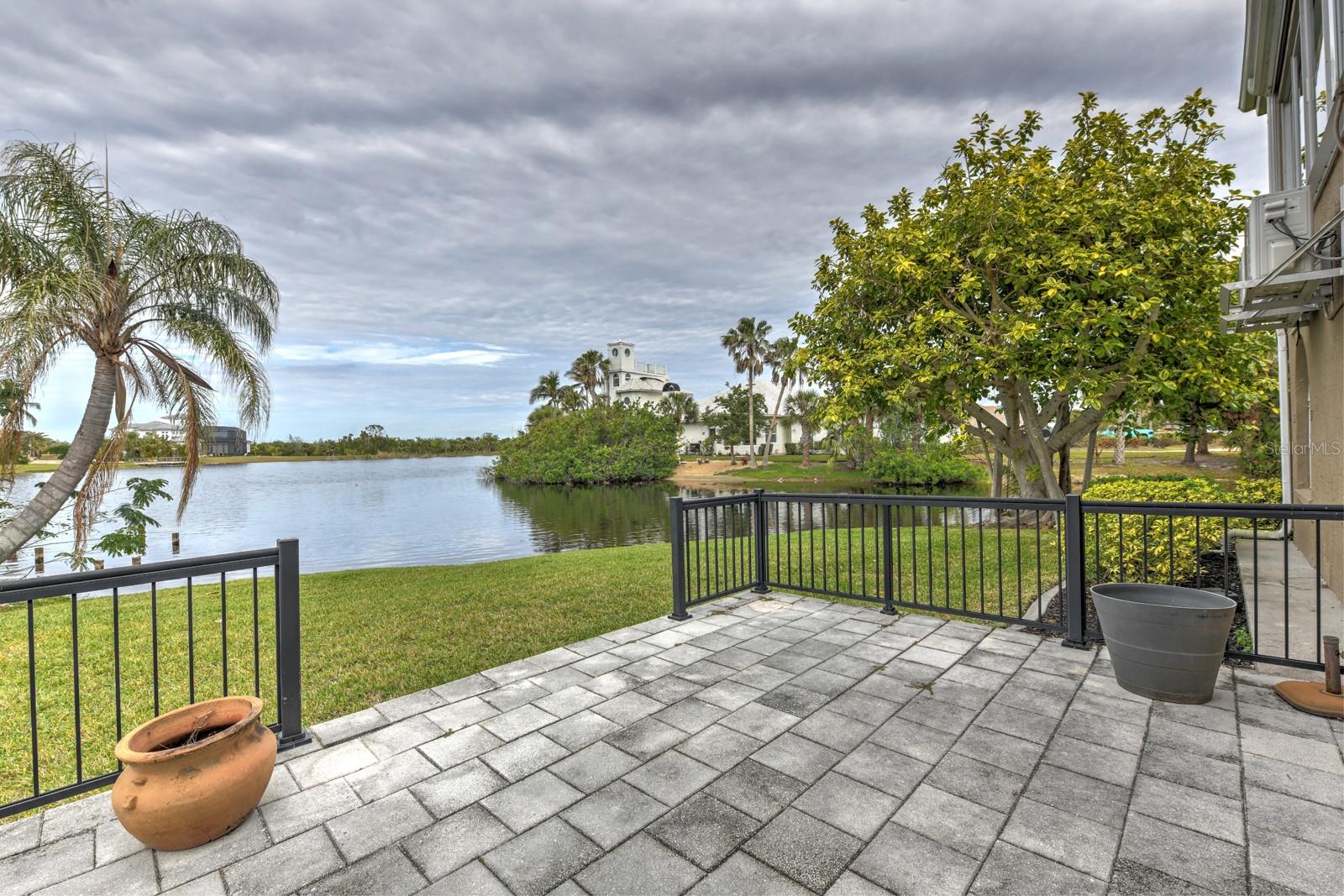 2040 MATECUMBE KEY RD, PUNTA GORDA, FL, 33955