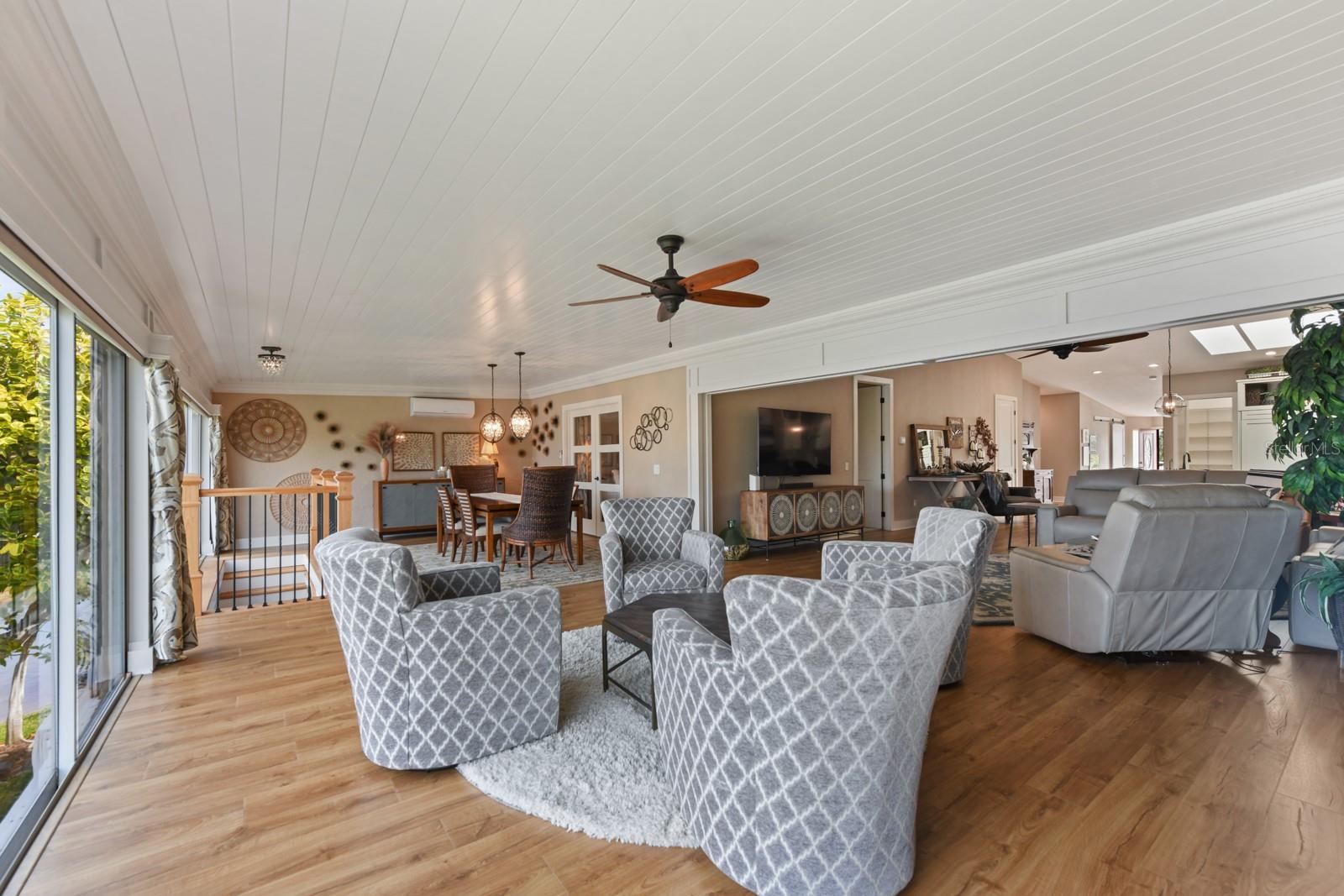 2040 MATECUMBE KEY RD, PUNTA GORDA, FL, 33955