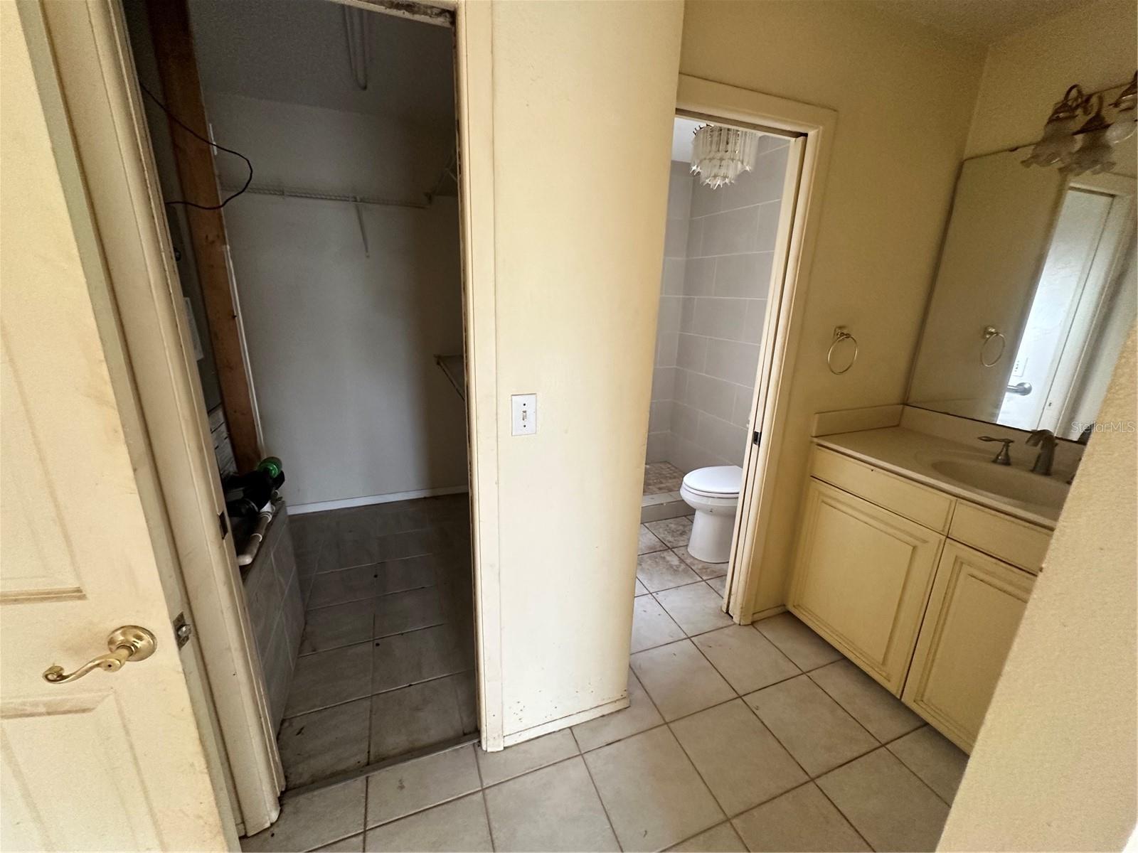 738 HARMS DR, OSPREY, FL, 34229