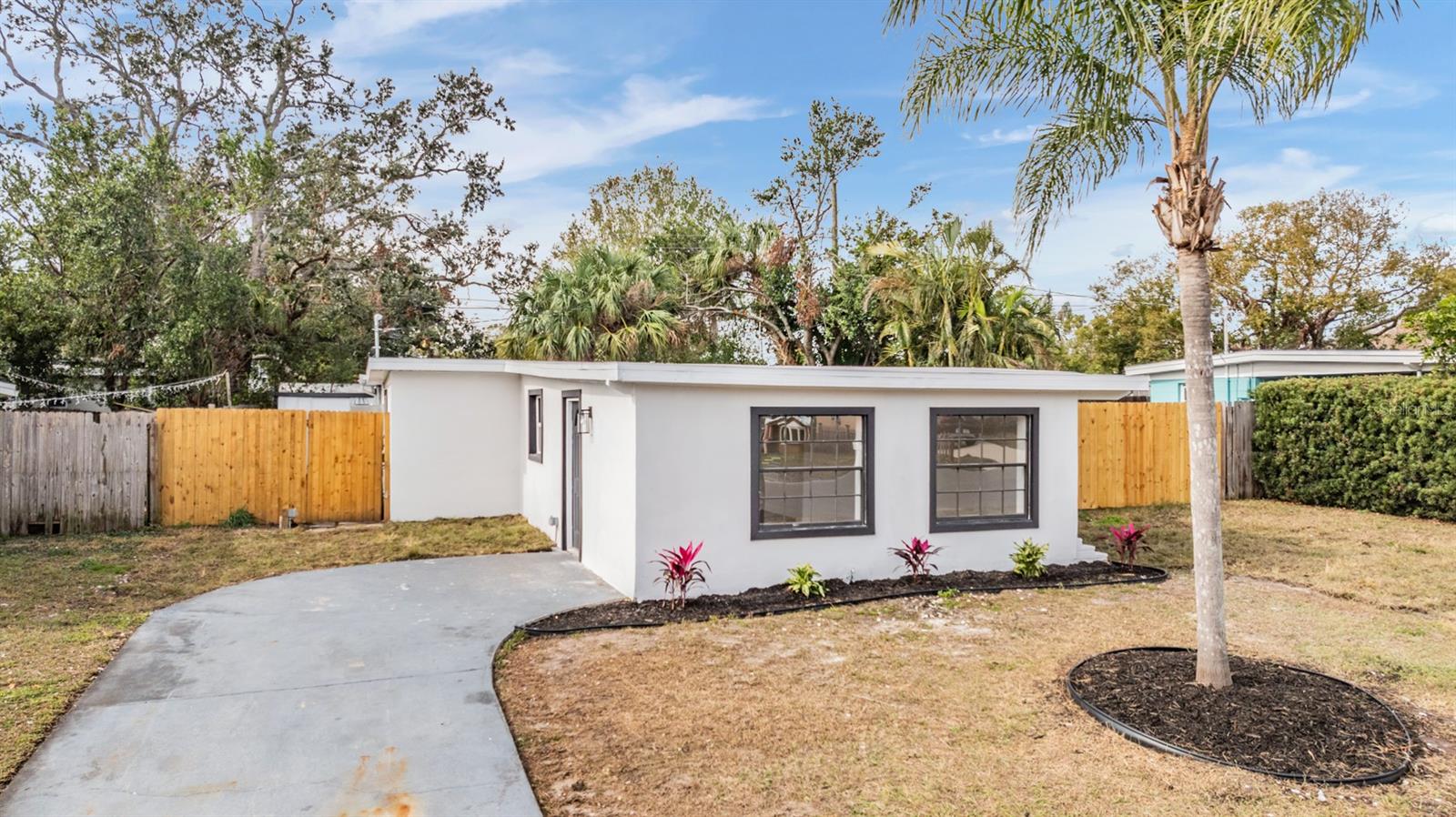11882 104TH ST, LARGO, FL, 33773