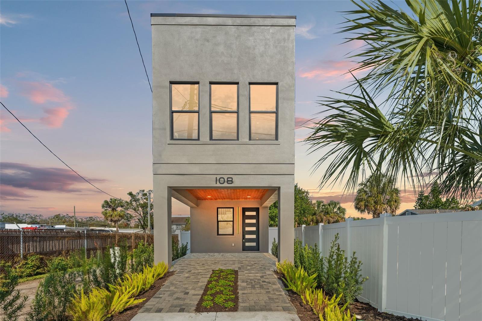 108 E CHELSEA ST, TAMPA, FL, 33603