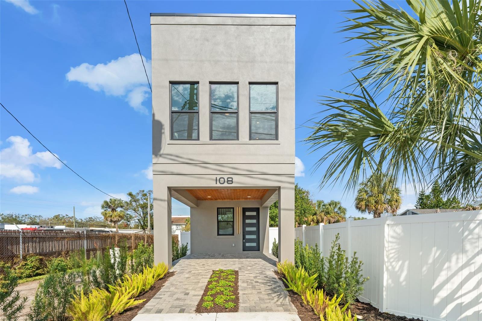 108 E CHELSEA ST, TAMPA, FL, 33603