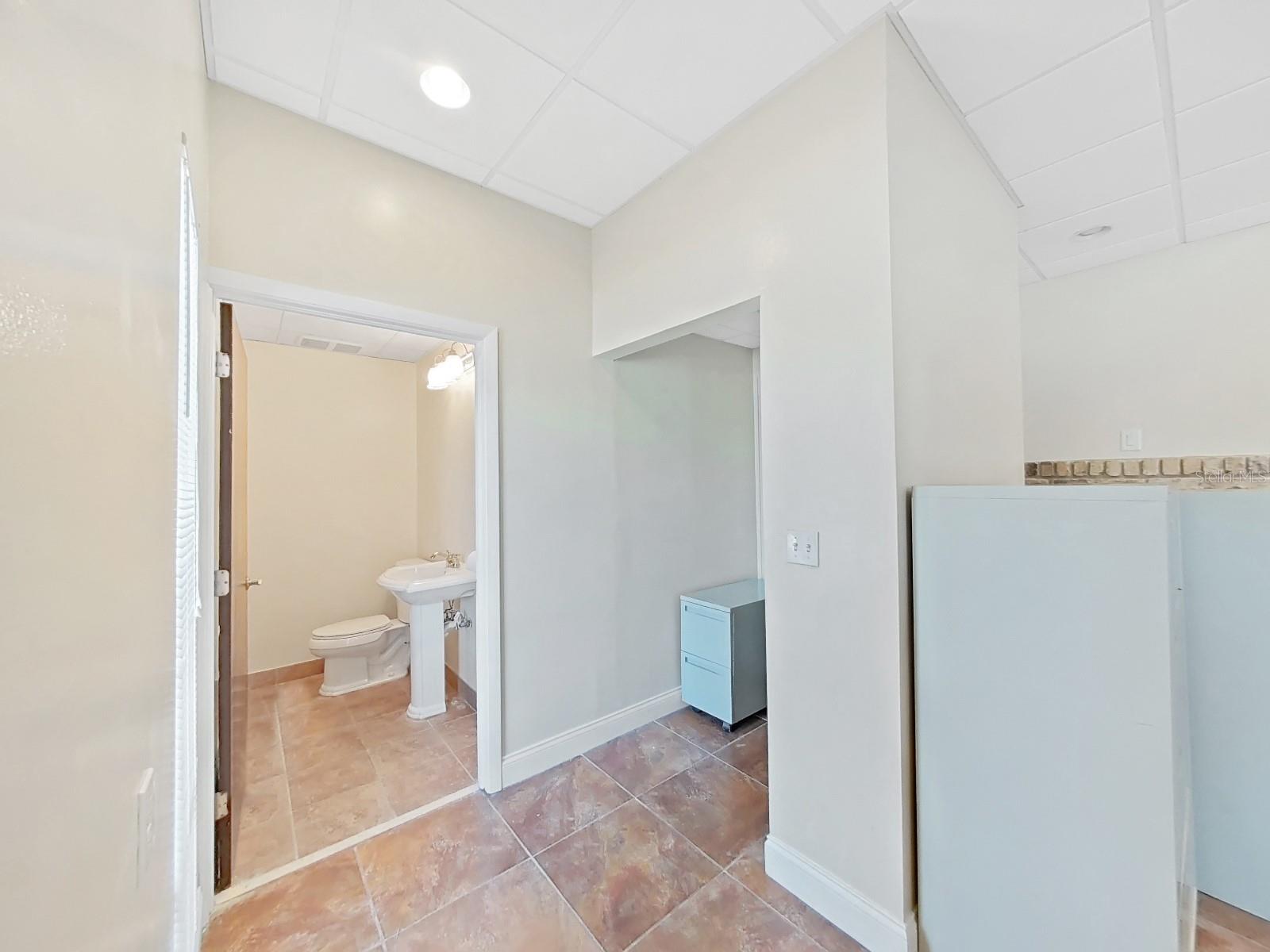 10333 SEMINOLE BLVD #13/14, LARGO, FL, 33778