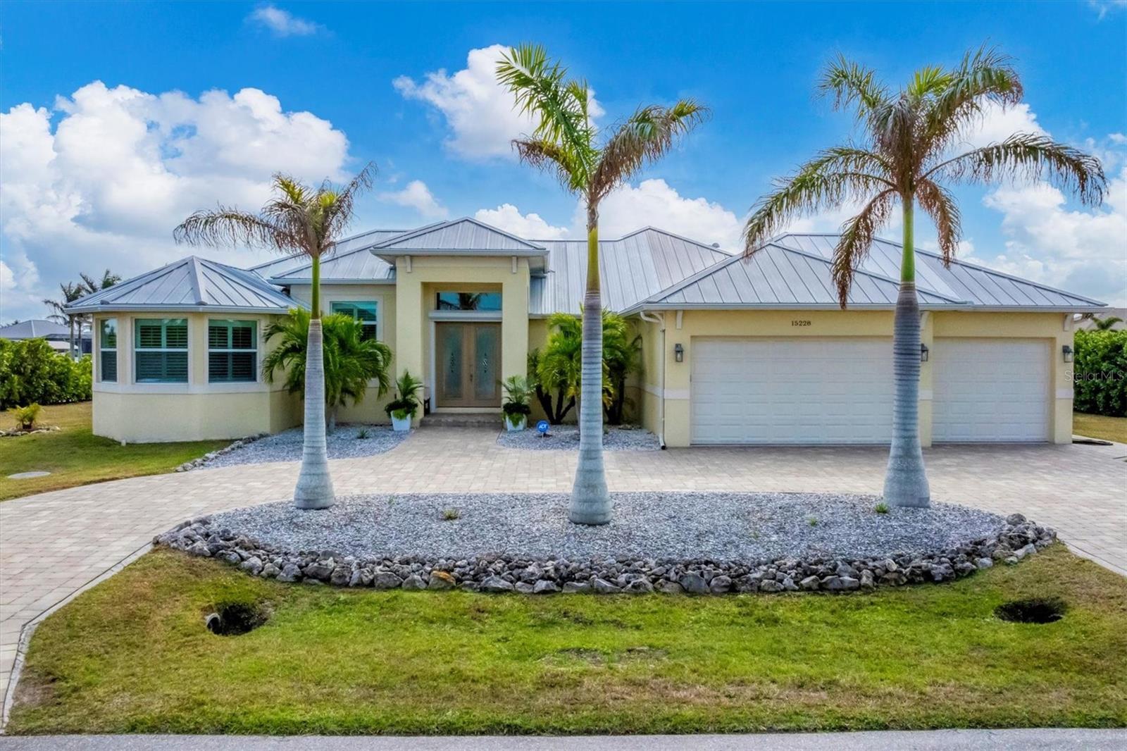 15228 CHINOOK WAY, PORT CHARLOTTE, FL, 33981