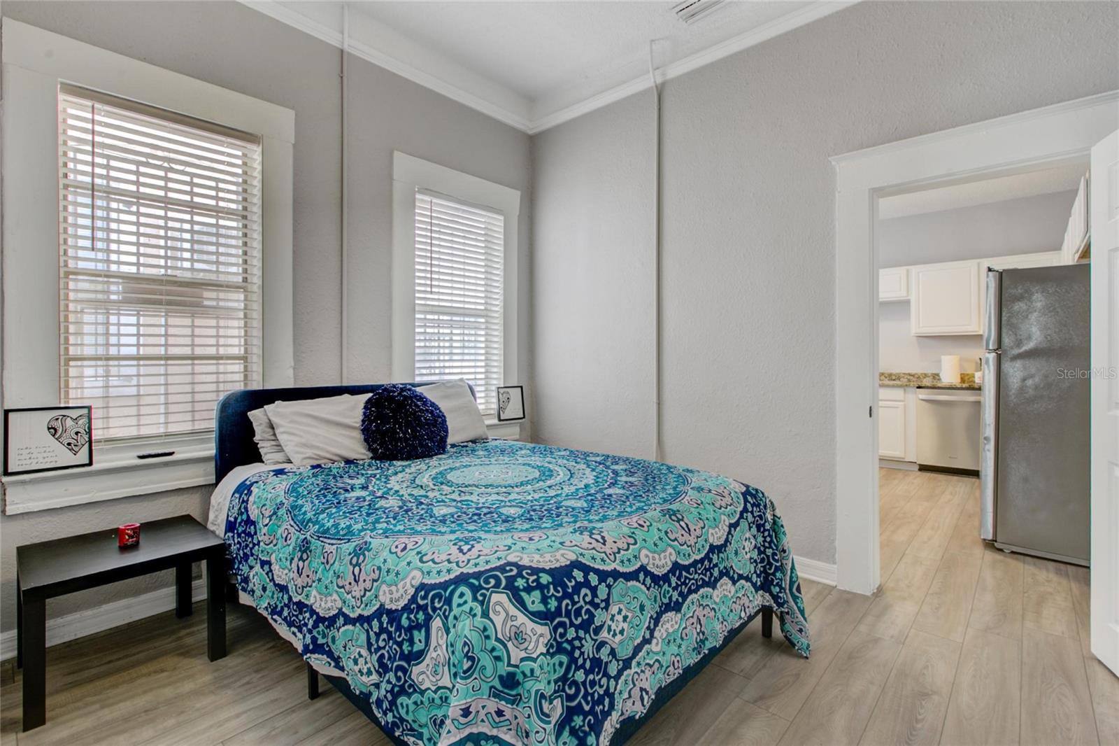 2906 W CHESTNUT ST, TAMPA, FL, 33607
