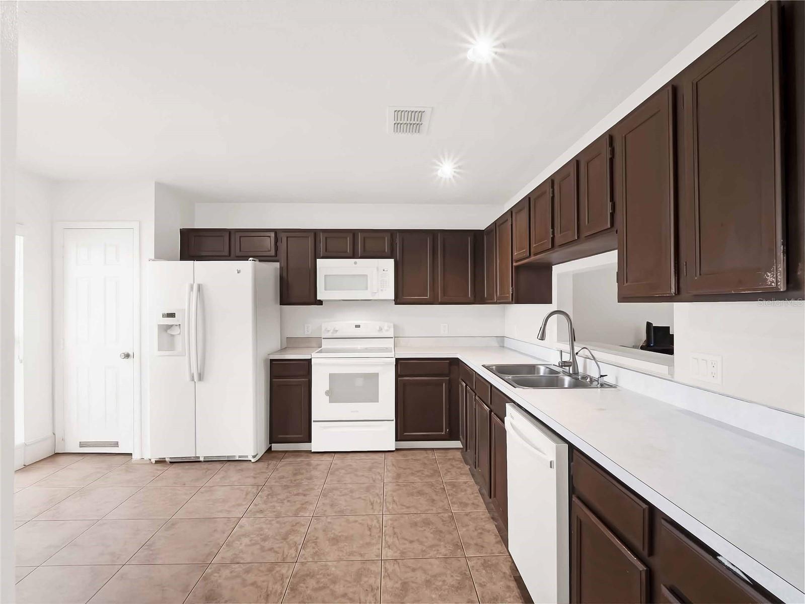 942 BERESFORD WAY, LAKE MARY, FL, 32746