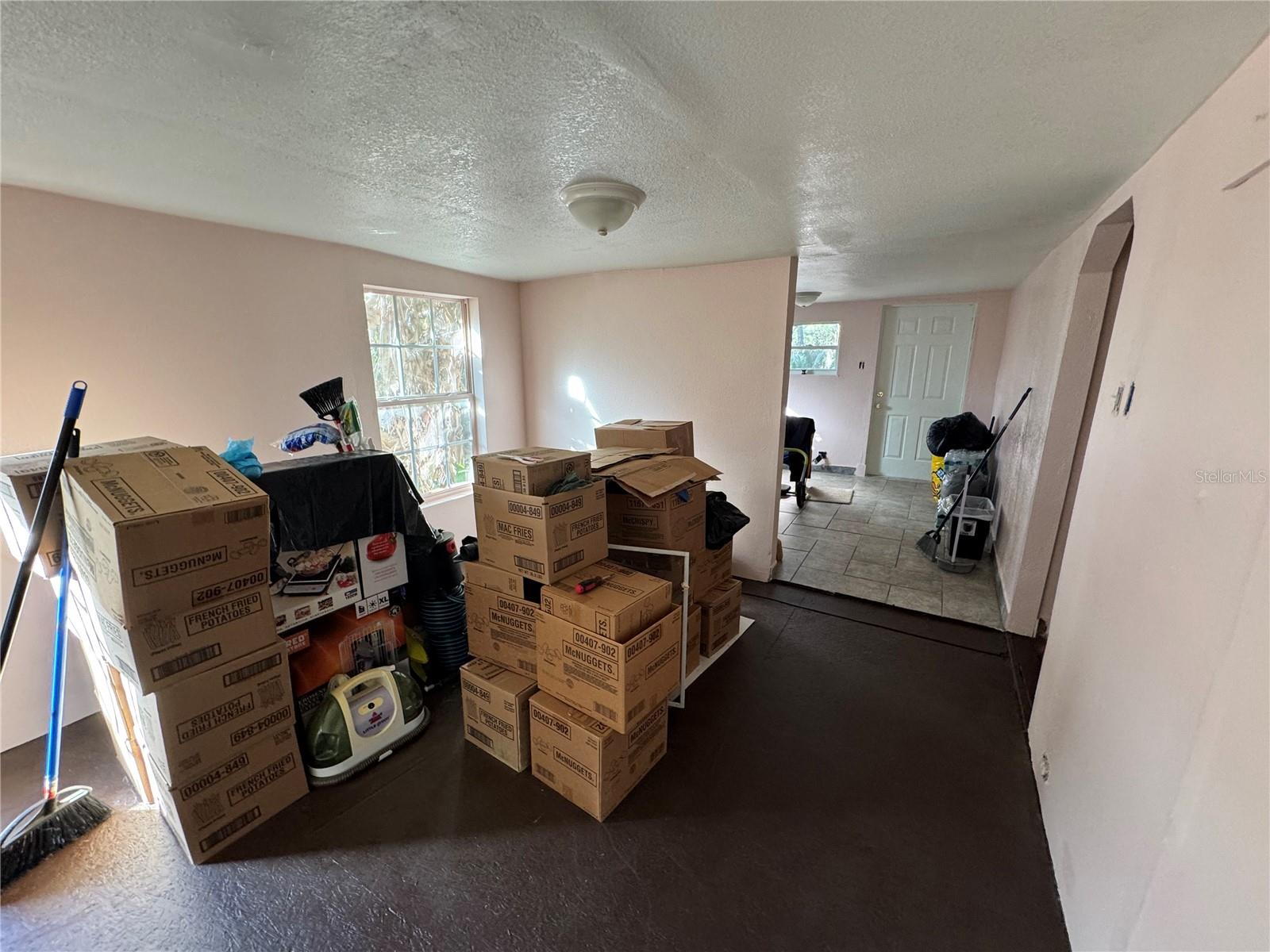 641 W BERESFORD RD, DELAND, FL, 32720