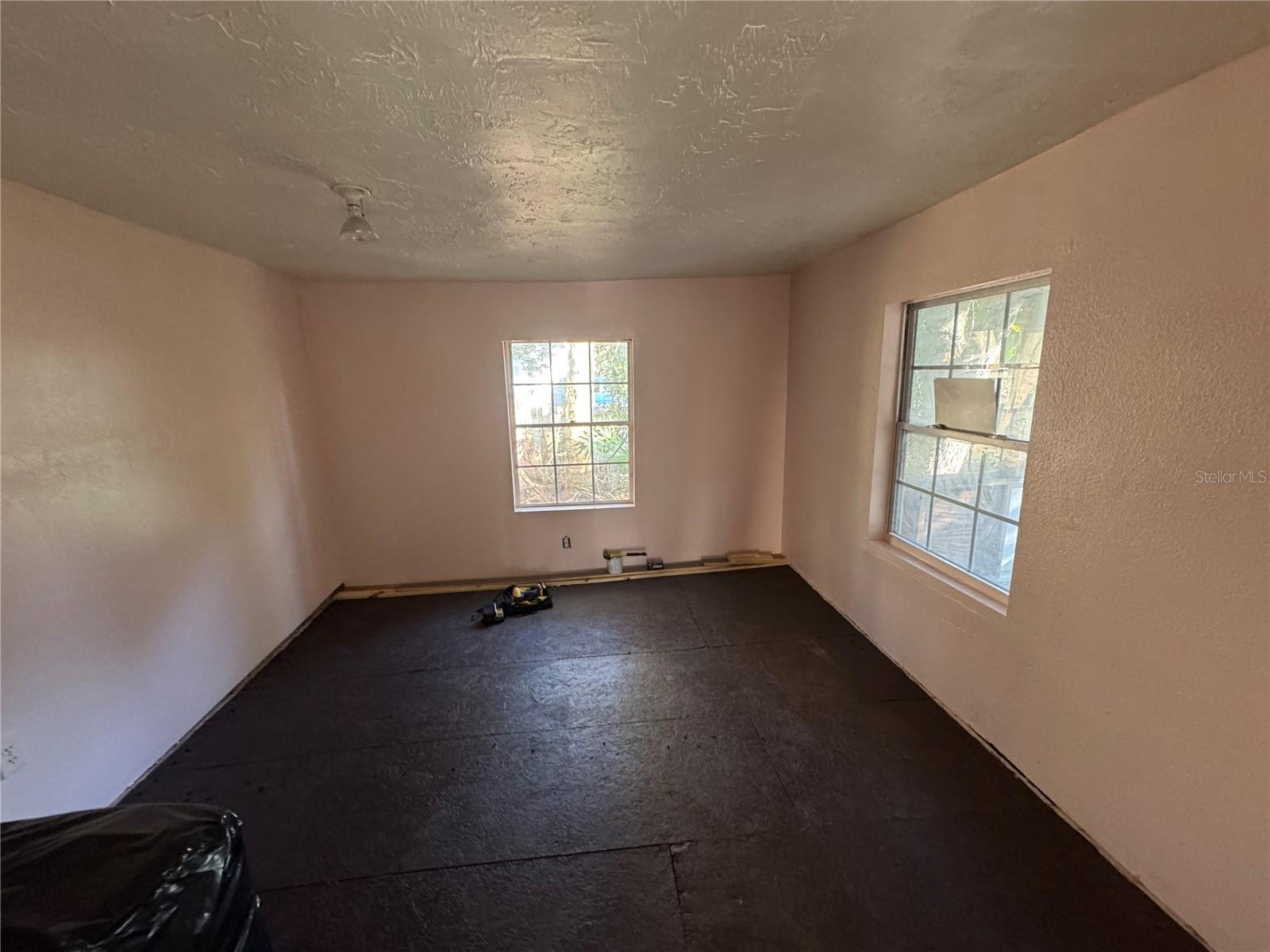 641 W BERESFORD RD, DELAND, FL, 32720