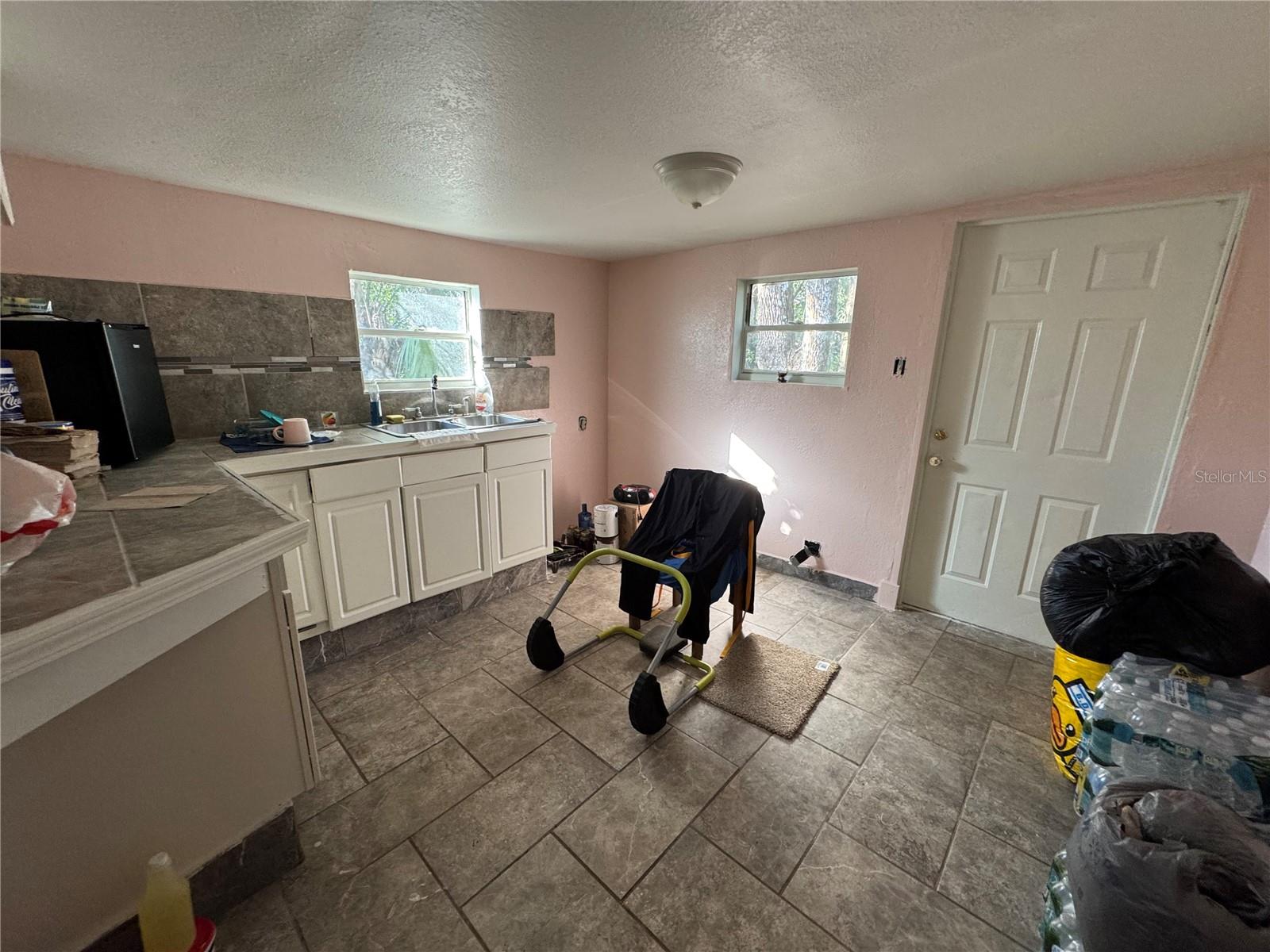 641 W BERESFORD RD, DELAND, FL, 32720
