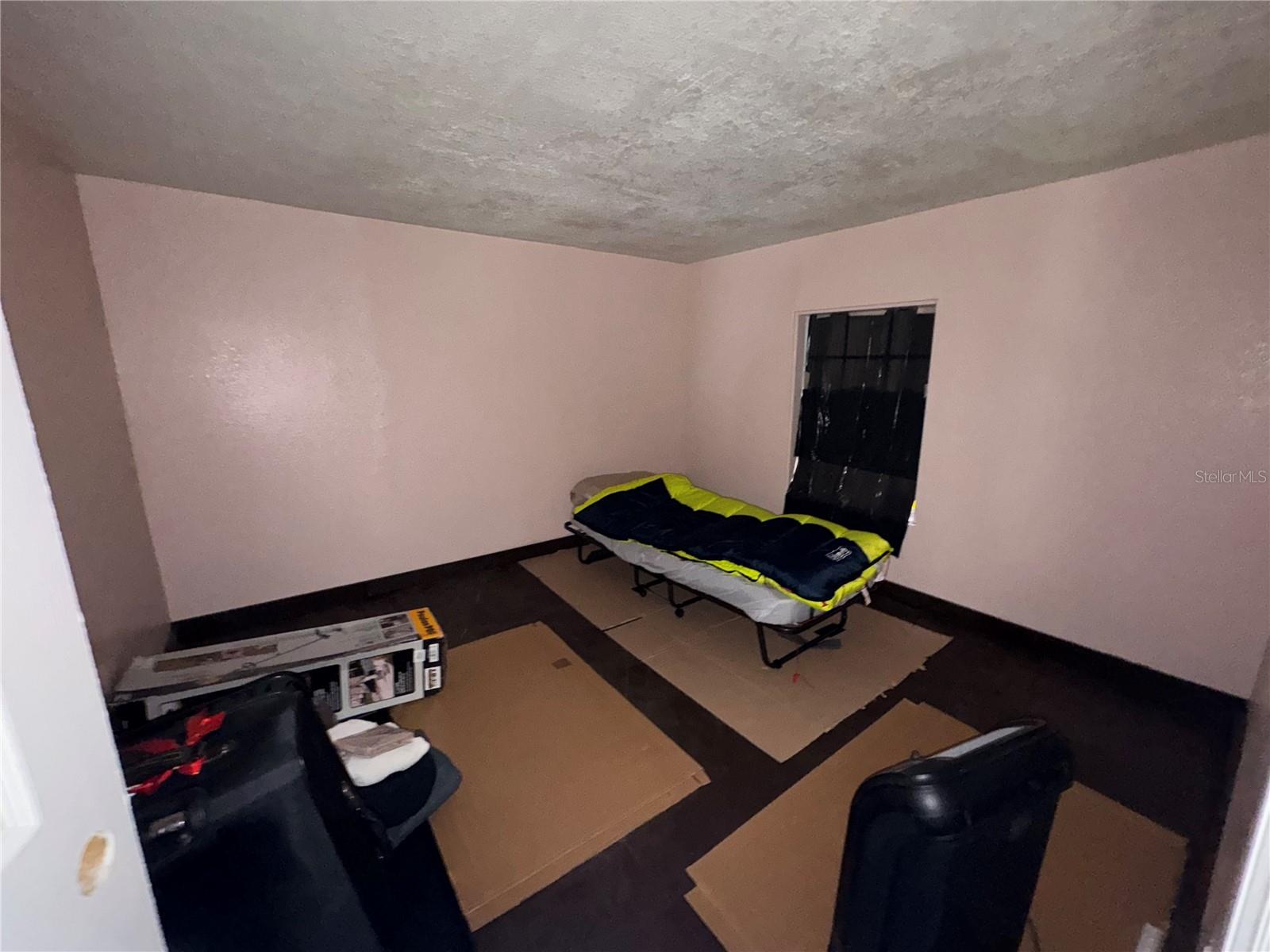 641 W BERESFORD RD, DELAND, FL, 32720