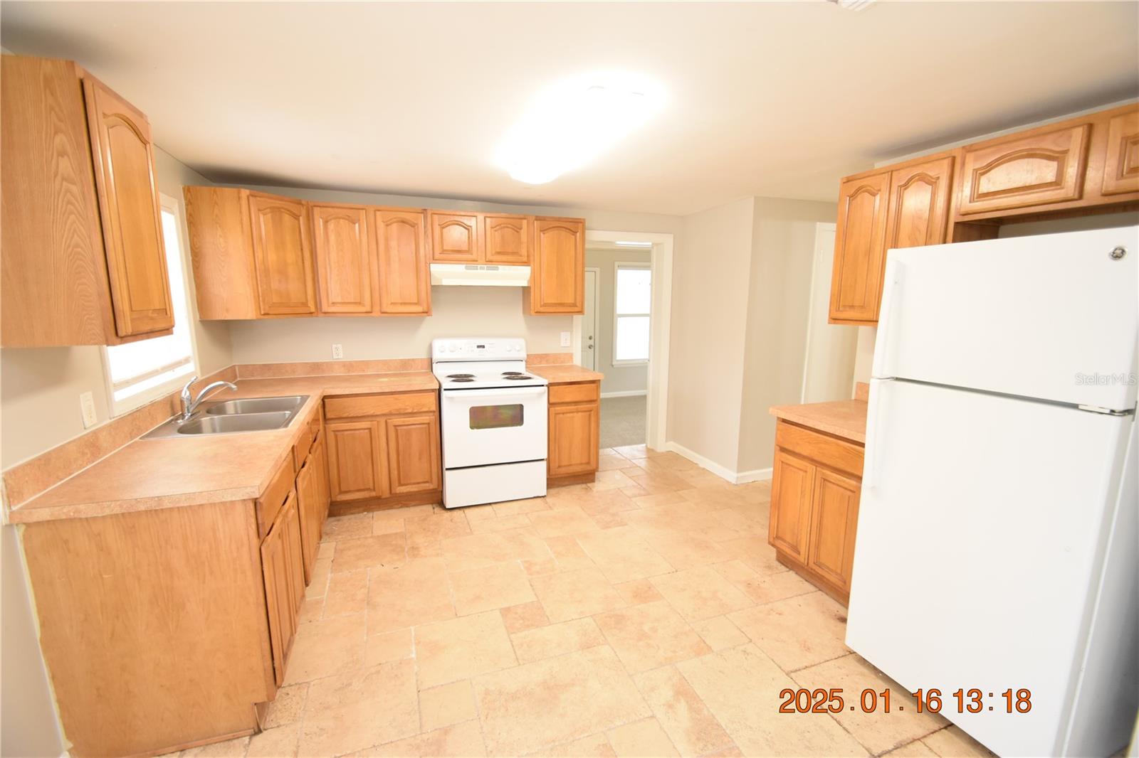 10110 ALAMBRA AVE, TAMPA, FL, 33619