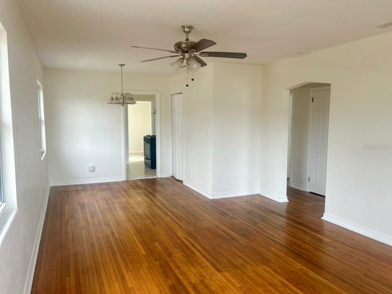 4562 3RD AVE S, ST PETERSBURG, FL, 33711