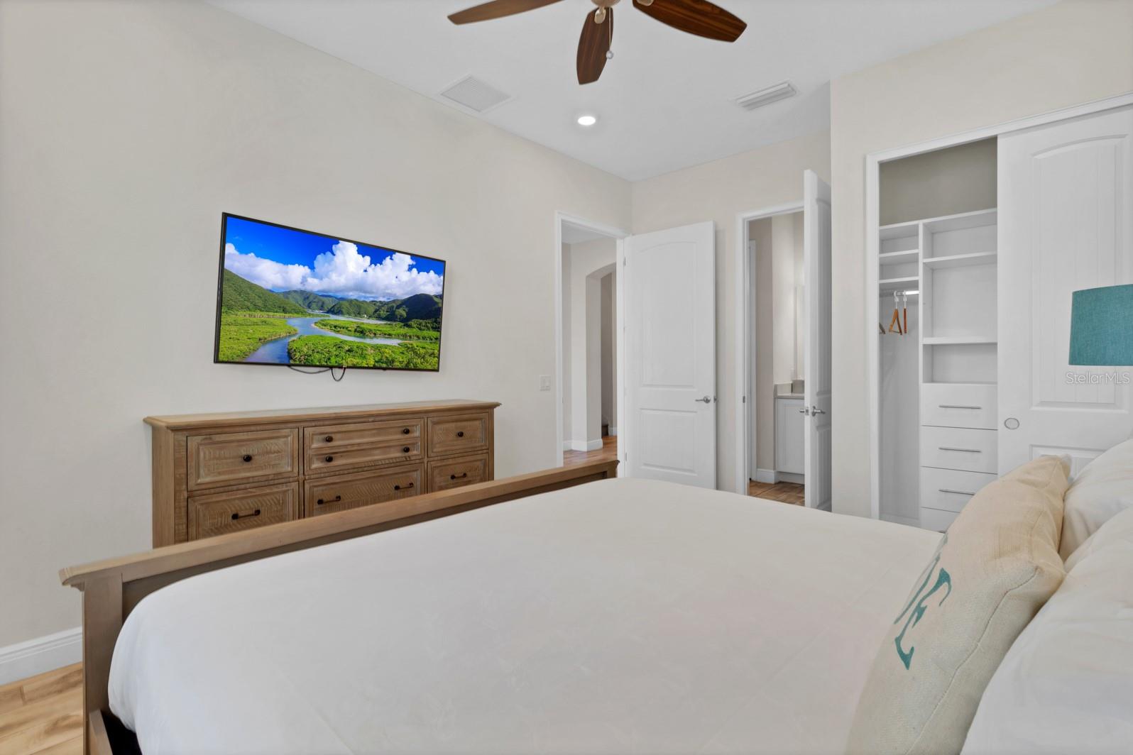 8153 SURF ST, KISSIMMEE, FL, 34747