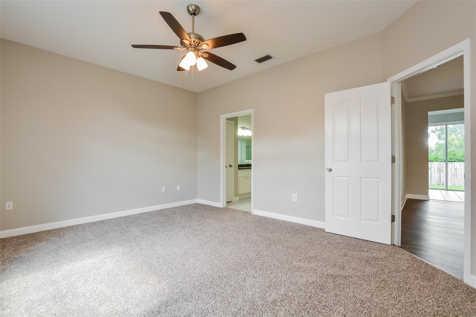 34032 VALENCIA DR, LEESBURG, FL, 34788